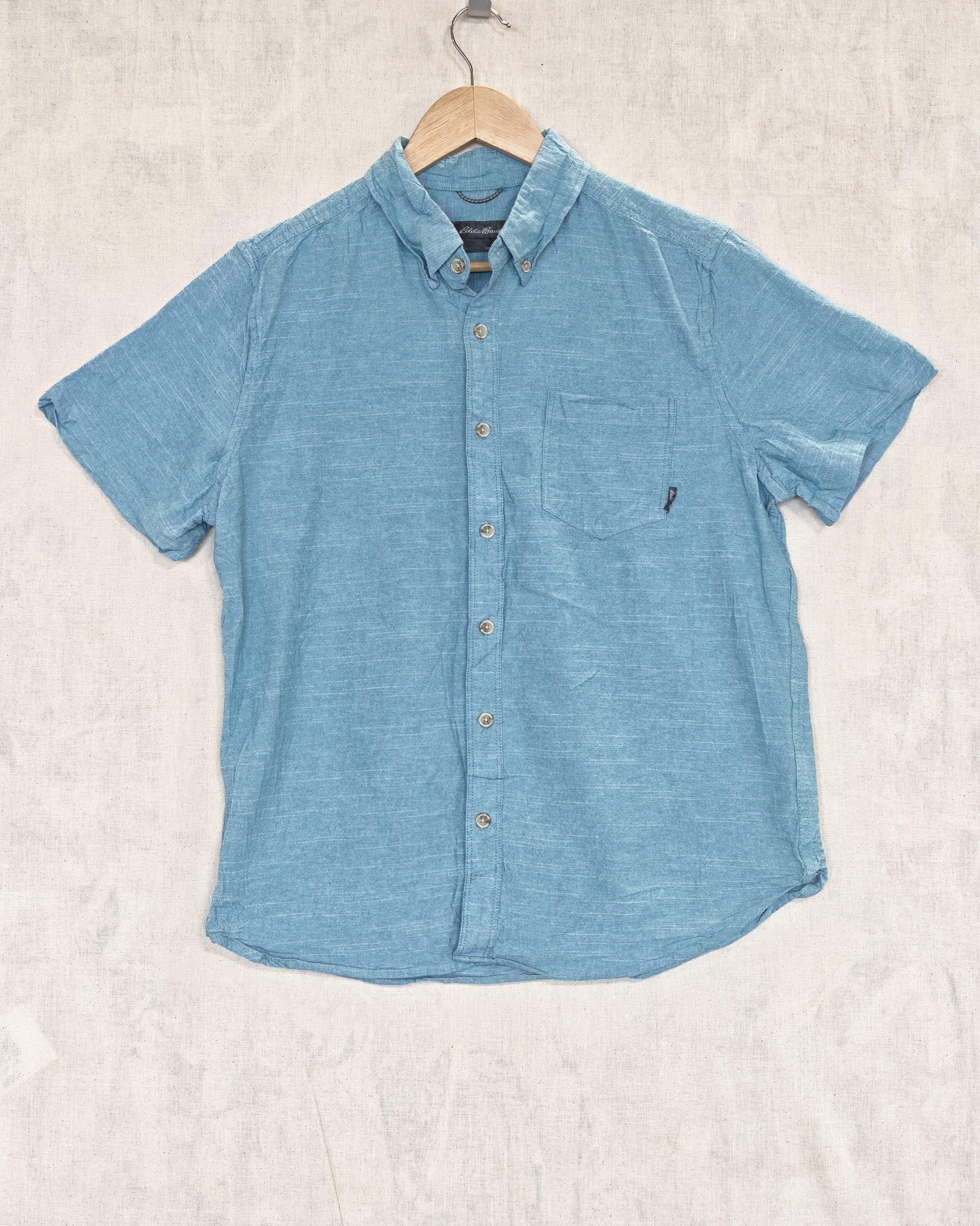 Eddie Bauer Blue Short Sleeve Shirt Men's Medium Casual Breathable