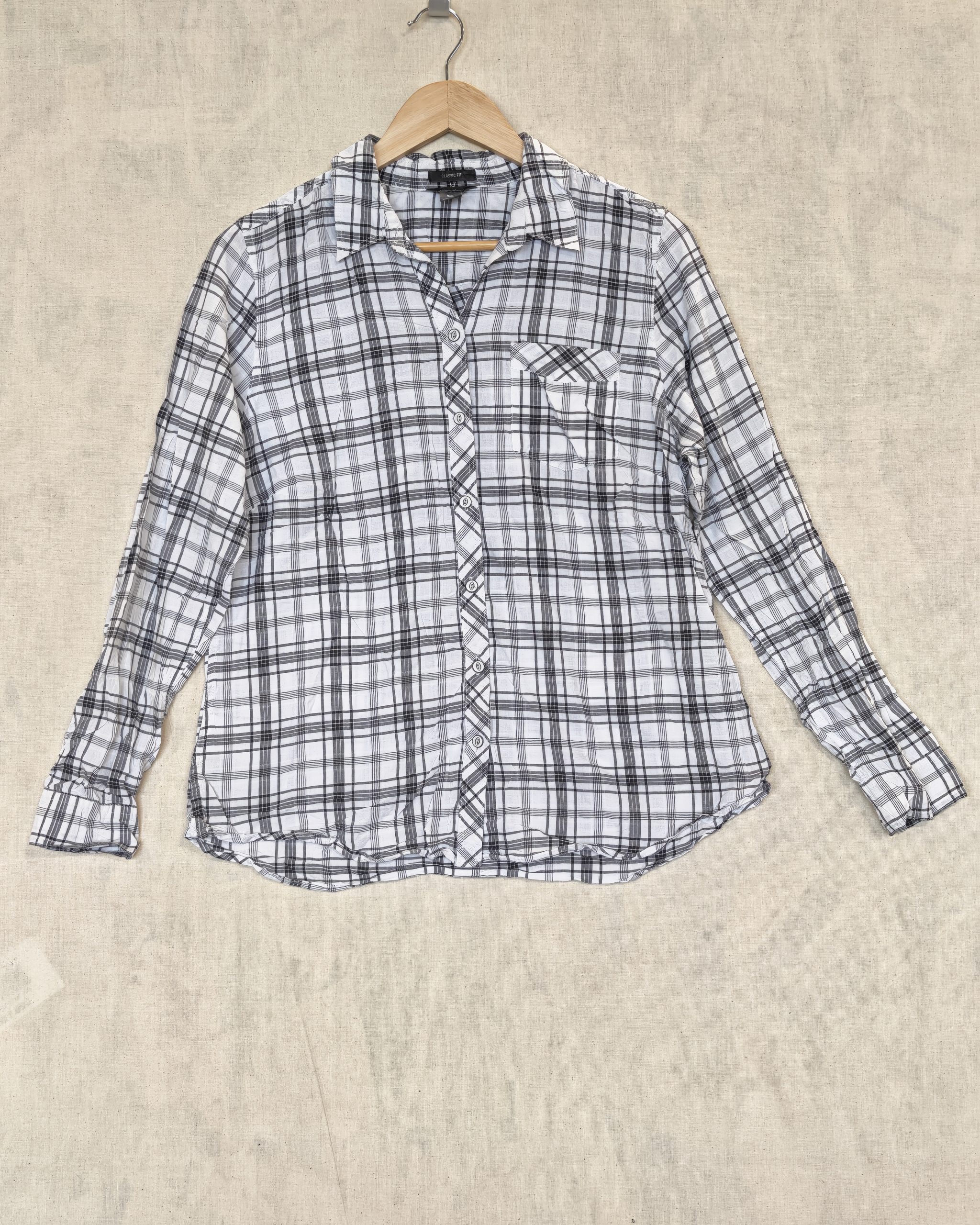 Eddie Bauer Black & White Checked Classic Fit Women's Shirt Medium