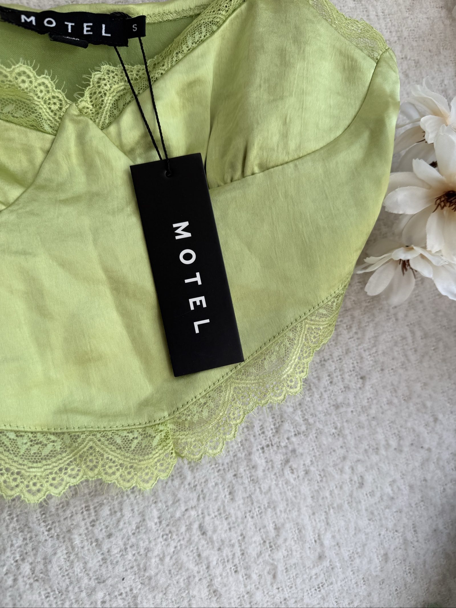 Motel Green Lace Trim Crop Top UK Small Satin Feel Strappy Summer Top image 4