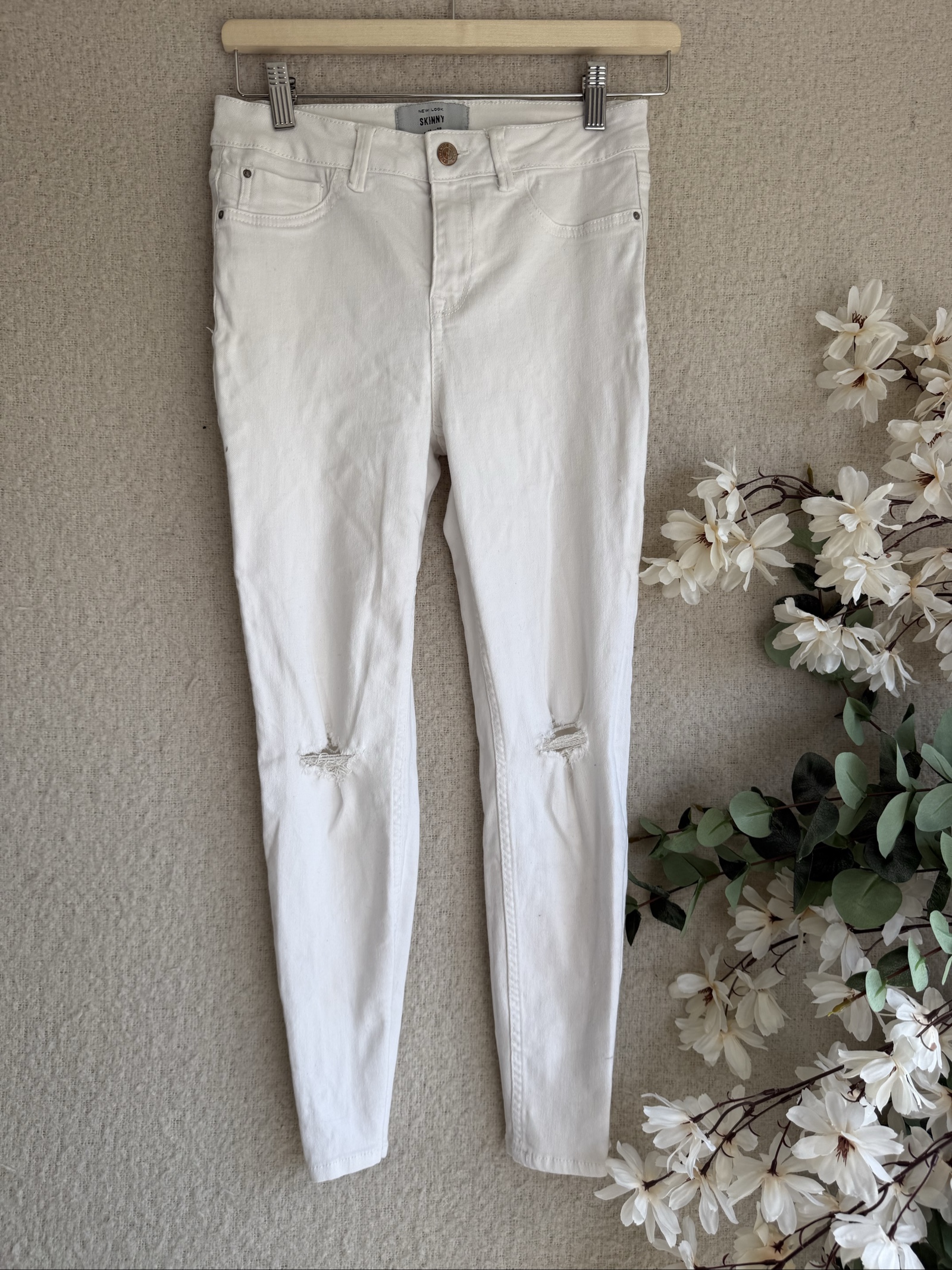 New Look White Skinny Jeans UK 10 Distressed Knee Denim Pants