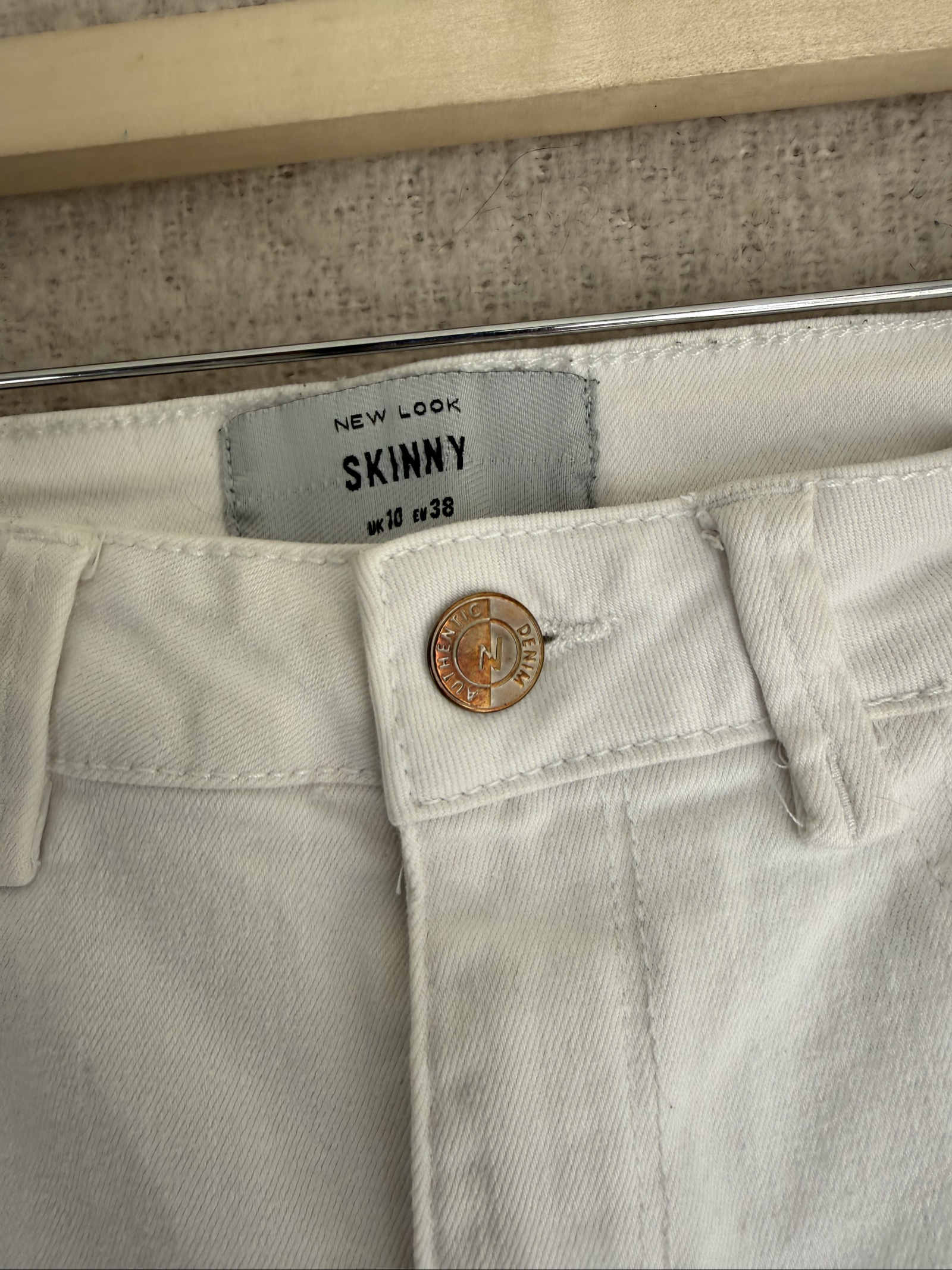 New Look White Skinny Jeans UK 10 Distressed Knee Denim Pants image 2