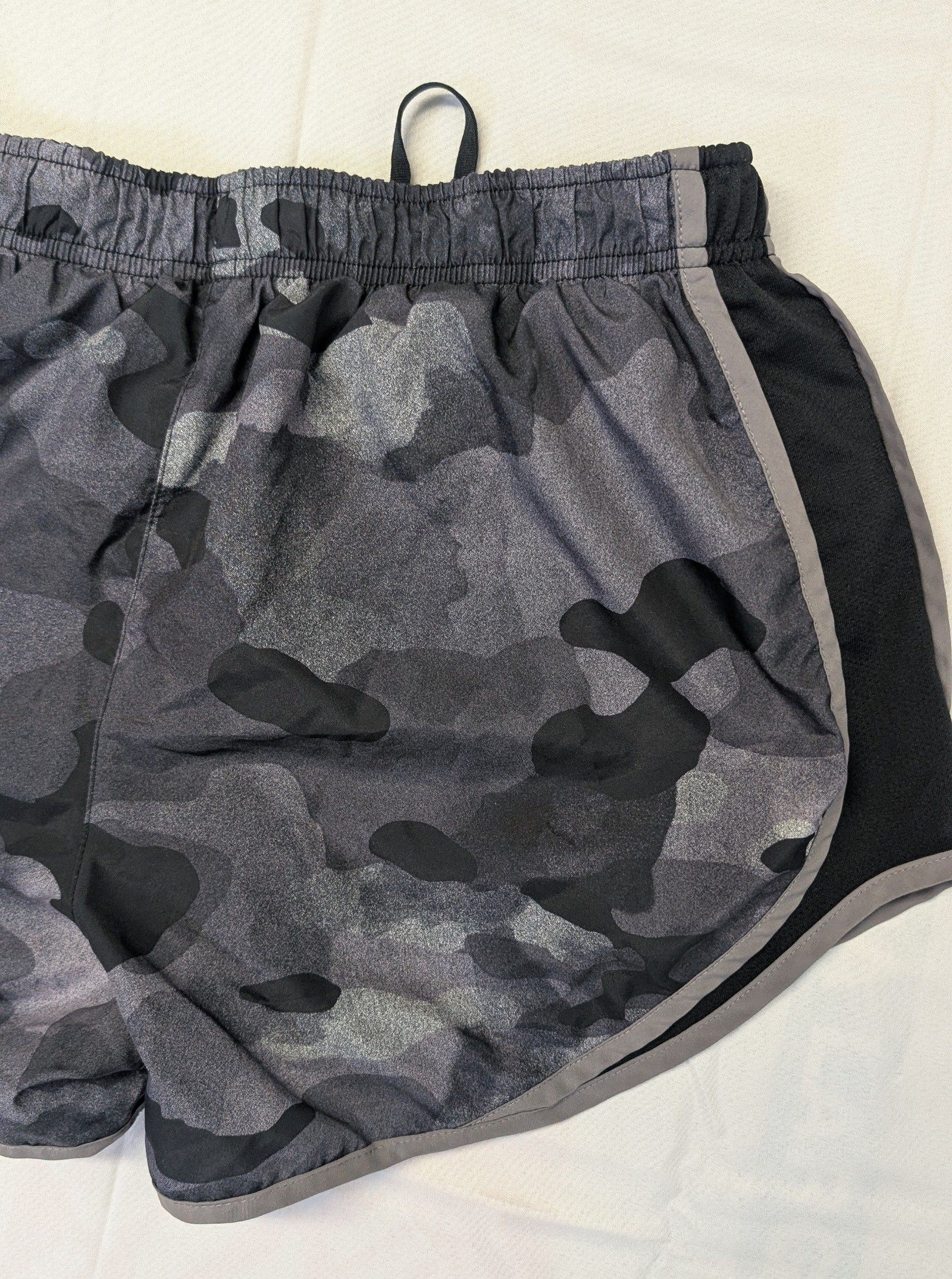 Nike Black & Grey Camo Dri-FIT Running Shorts Medium image 6