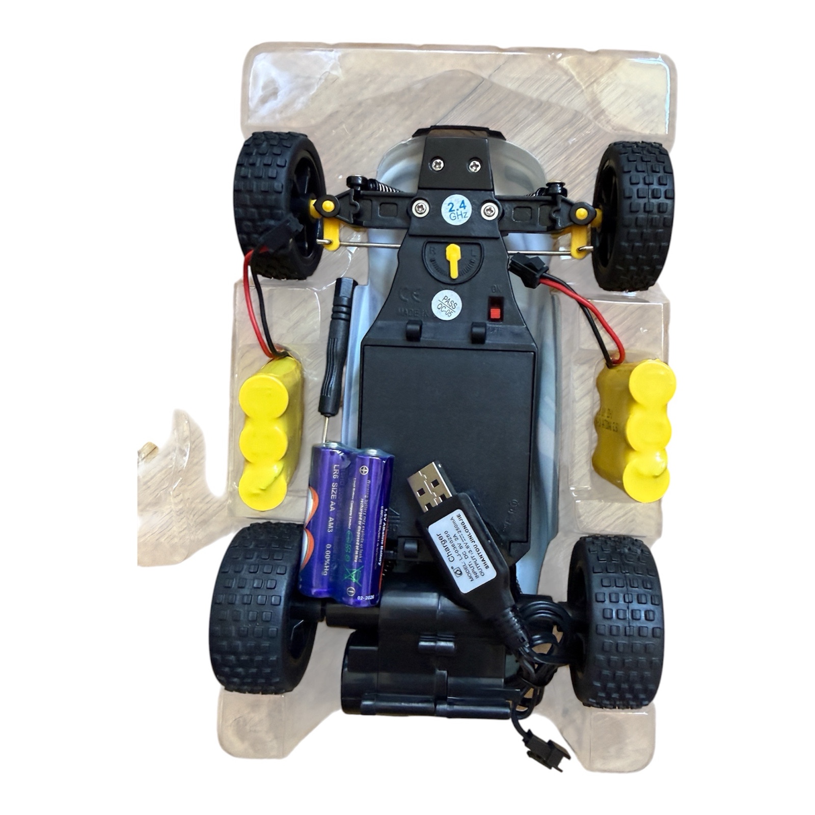 Sinovan ACT Dictator 1:18 High-Speed R/C Car 2.4GHz New Boxed image 4