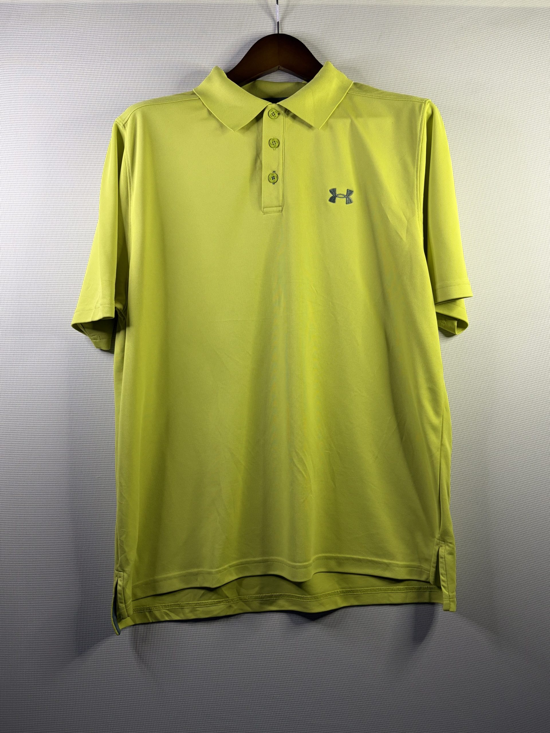 Under Armour HeatGear Loose Performance Polo Shirt Mens Large Neon Yellow Volt 100% Polyester