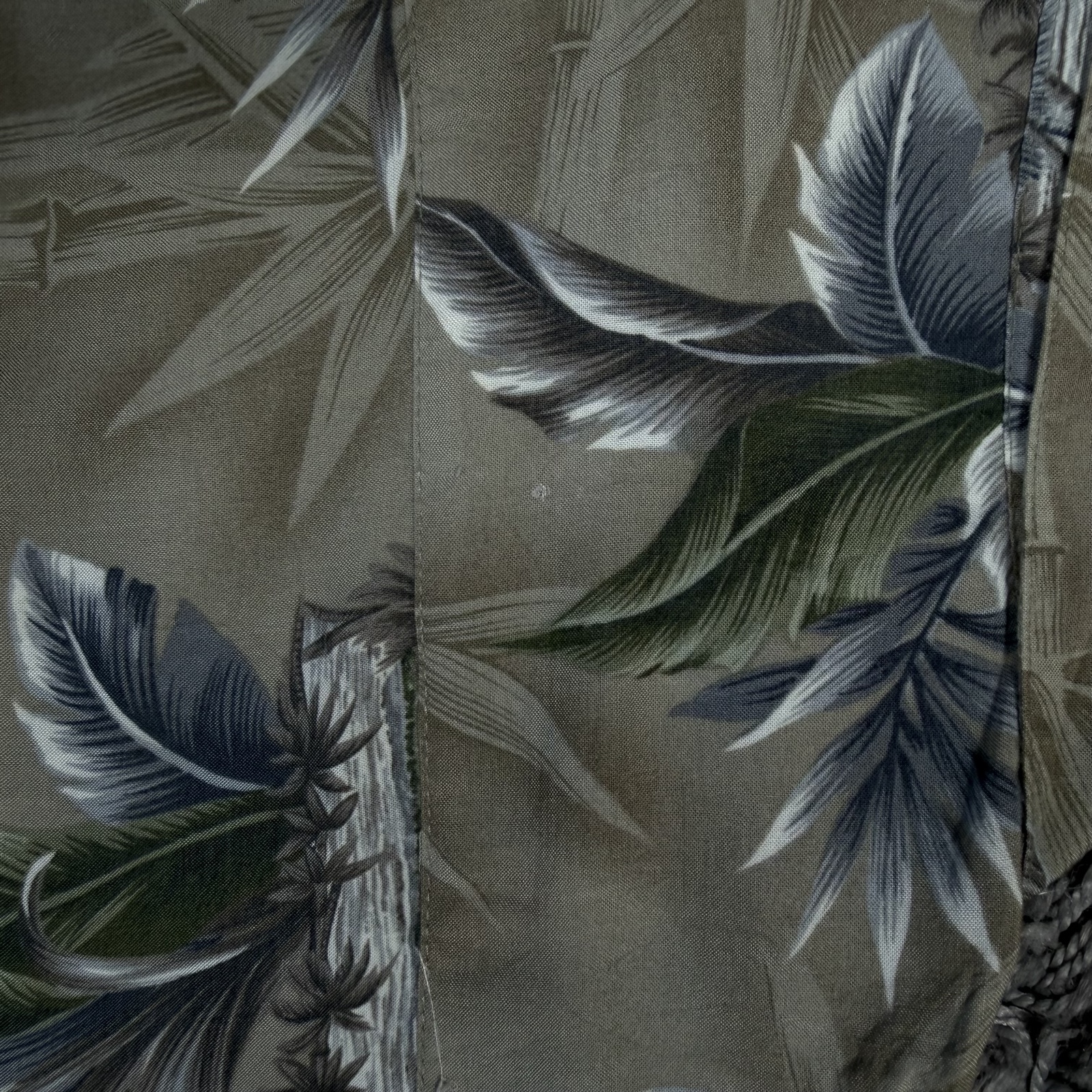 Cobra Casual Grey & Green Hawaiian Shirt Large 100% Rayon image 6