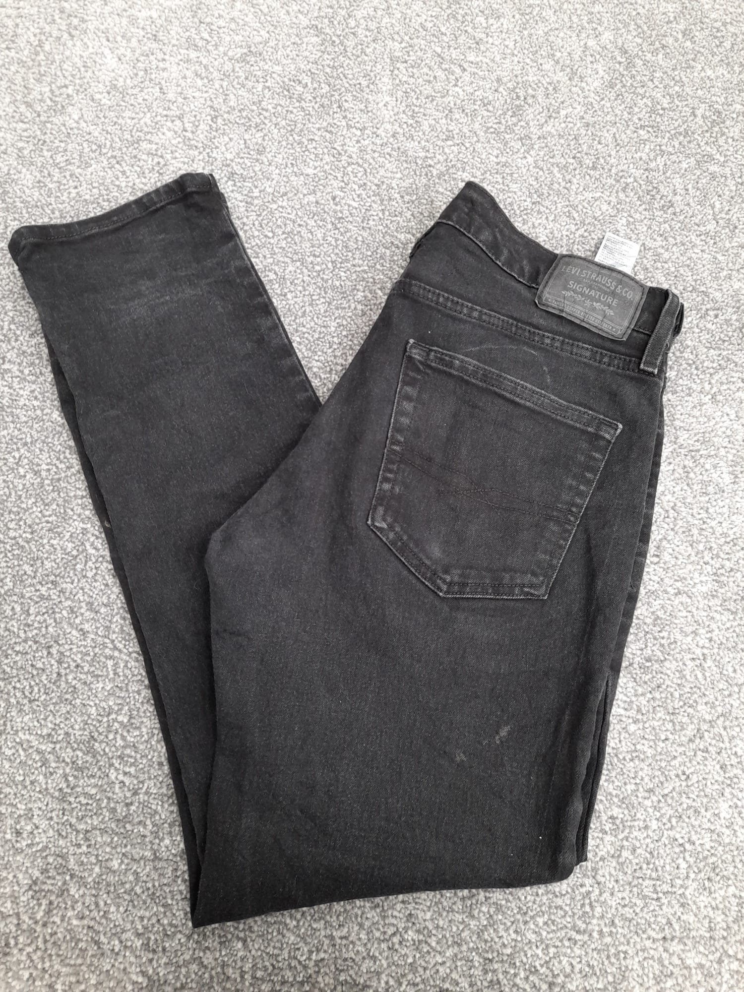Levi's Strauss & Co. Signature Black Slim Fit Jeans 32" image 4