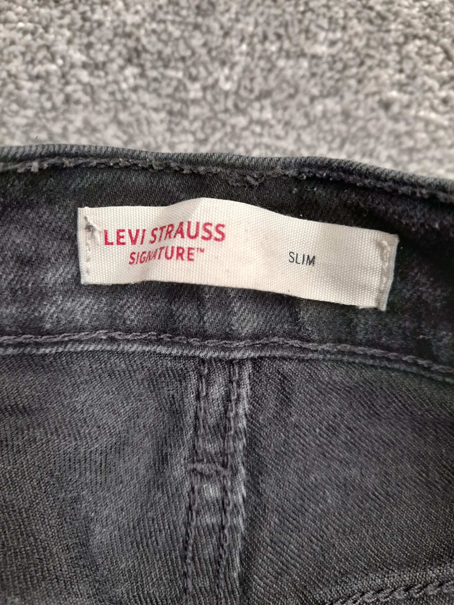 Levi's Strauss & Co. Signature Black Slim Fit Jeans 32" image 5