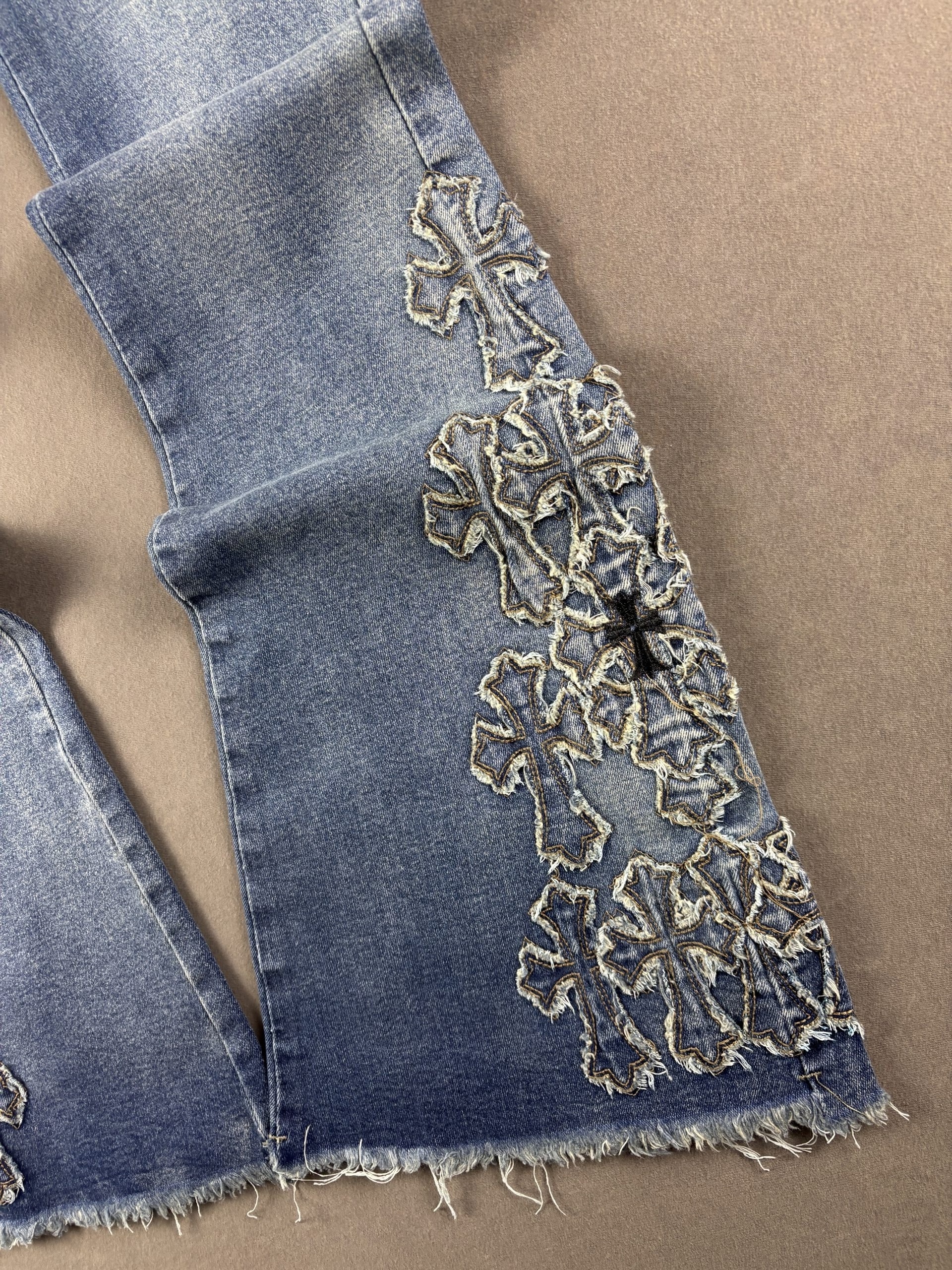 Bamboo Jeans Flared Cross Patch | Mittelblau | Größe 9 image 3