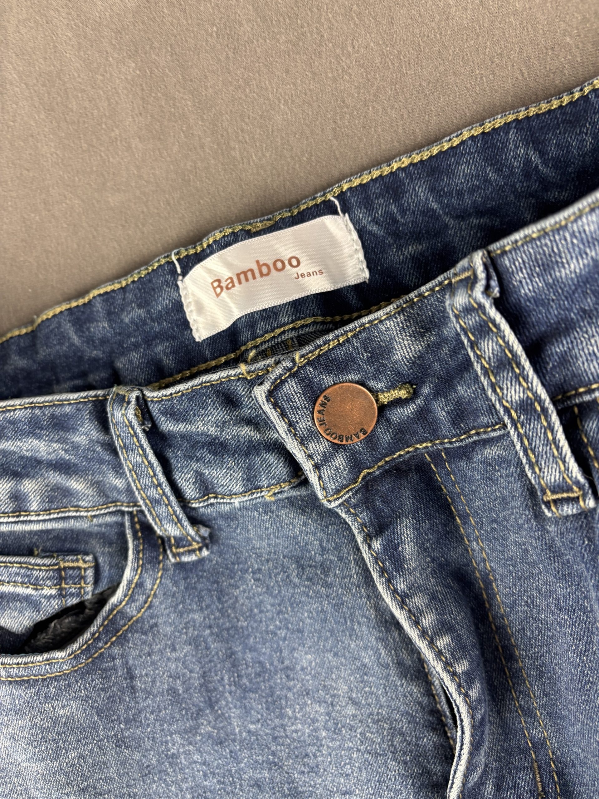 Bamboo Jeans Flared Cross Patch | Mittelblau | Größe 9 image 4