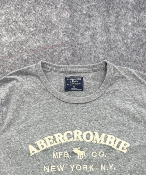Abercrombie Grey Logo T Shirt Men’s M Embroidered Moose image 8