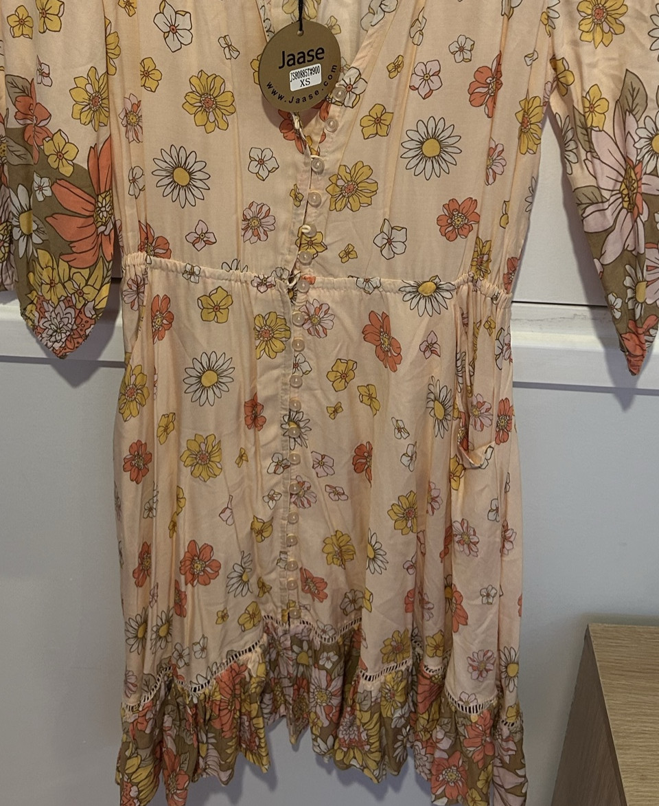 Jaase Women's Pink Floral Dress XS V-Neck Button Front image 5