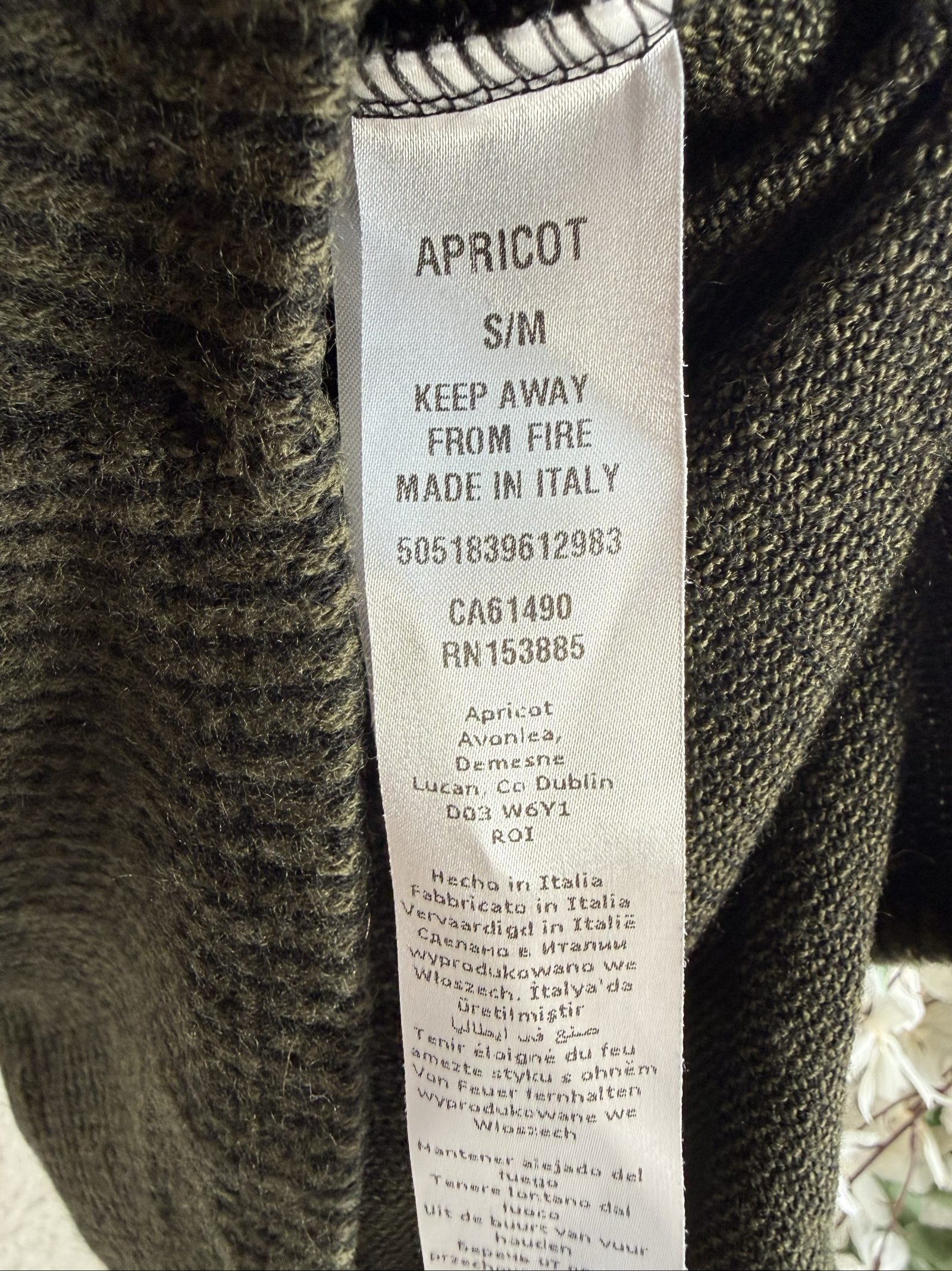 Apricot Green Knitted Top S/M Relaxed Fit Cropped Sleeve Casual Style image 5