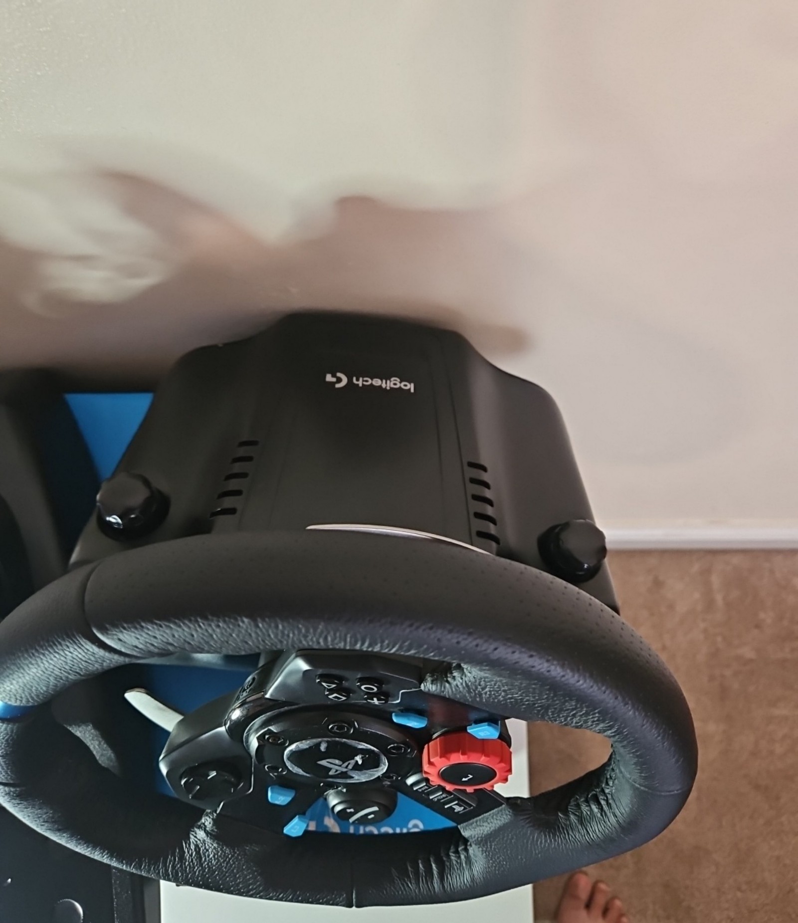 Logitech Black G29 Driving Force Racing Wheel and Pedals PS3 PS4 image 4