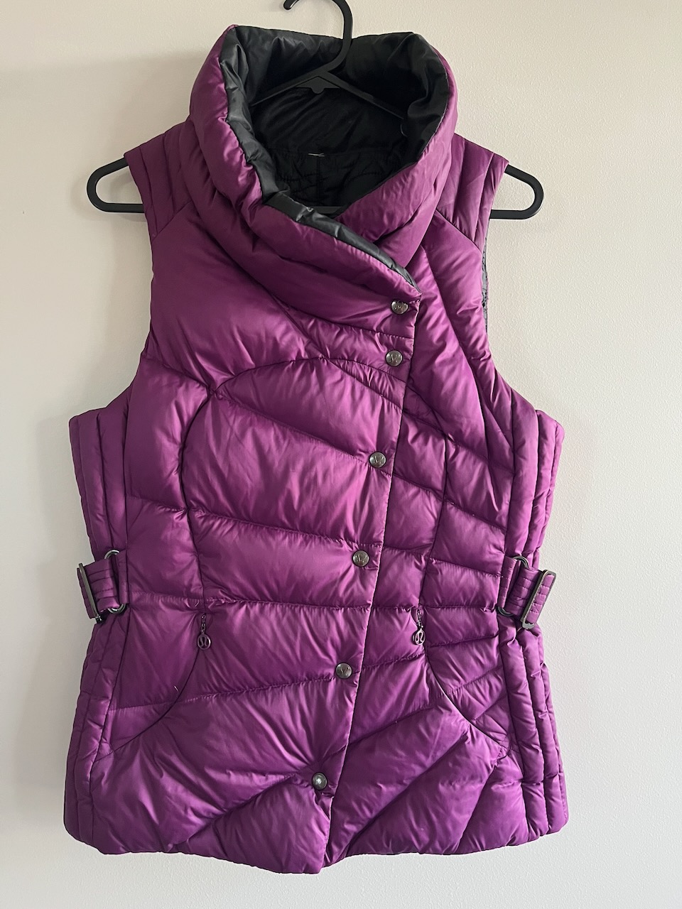 Lululemon Purple Black Quilted Reversible Puffer Vest Size AU 10 US 6