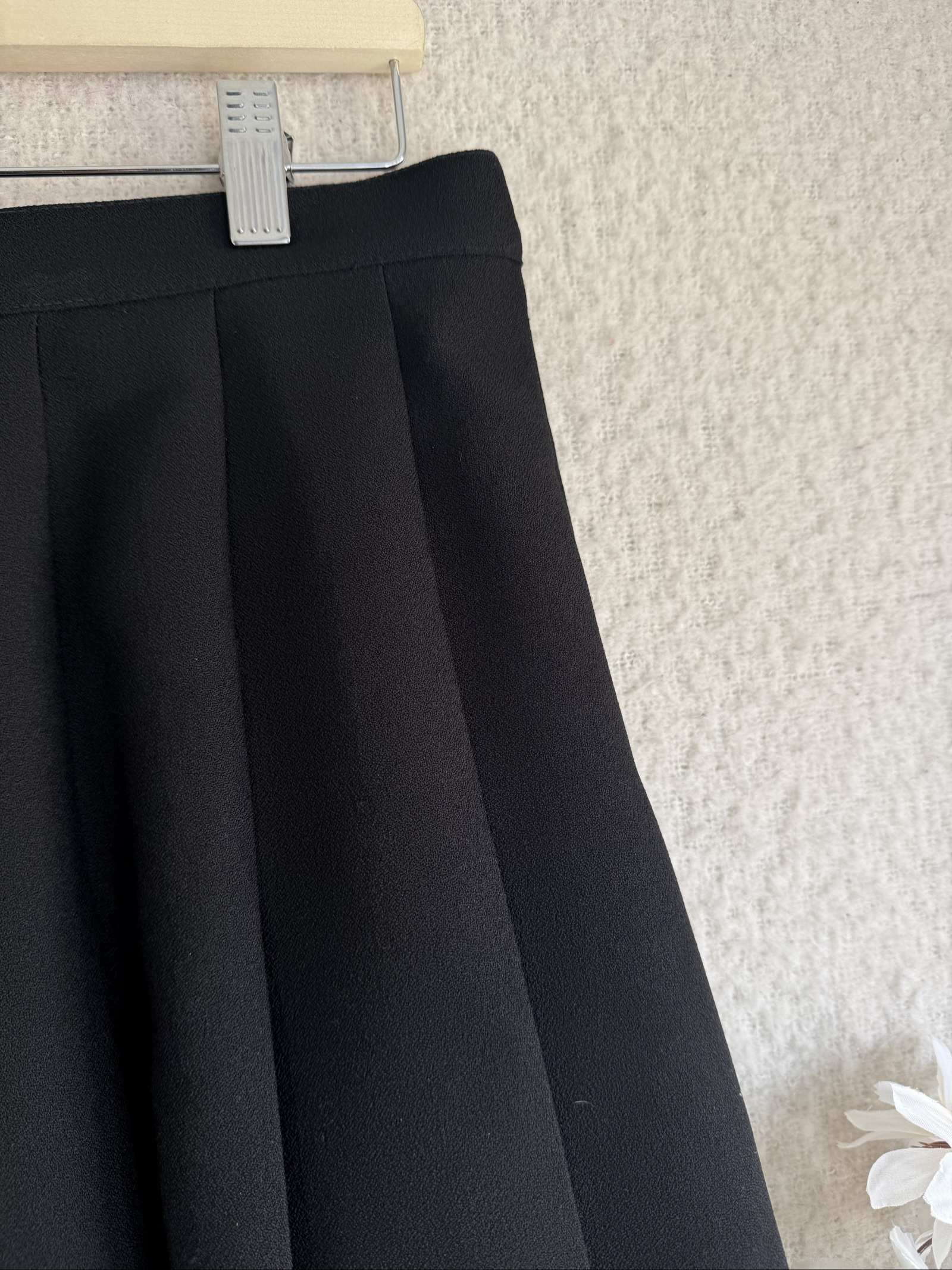 St Michael Black Pleated Midi Skirt UK 18 Classic Vintage Made in UK image 2