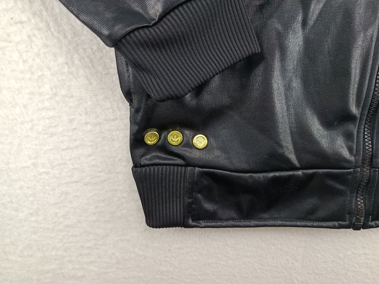 Adidas Black & Gold Chile 62 Track Jacket Size 46 Men image 3