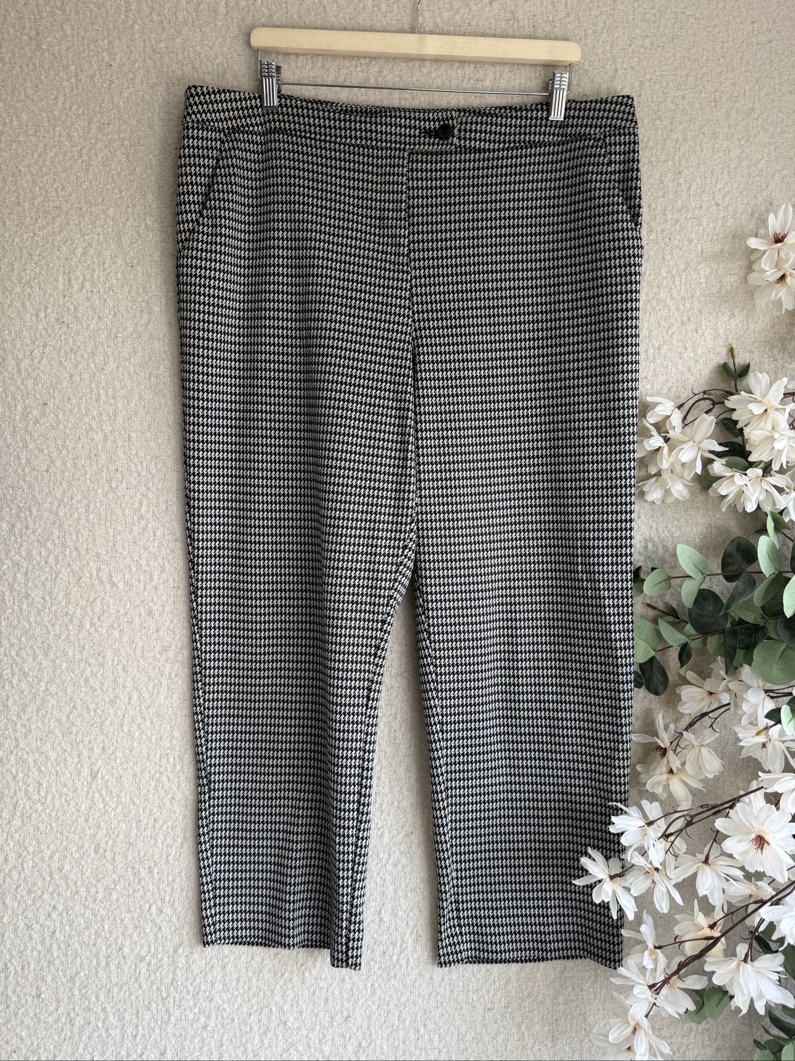 TU Black & White Houndstooth Cropped Trousers UK 18 Classic Elegant Style