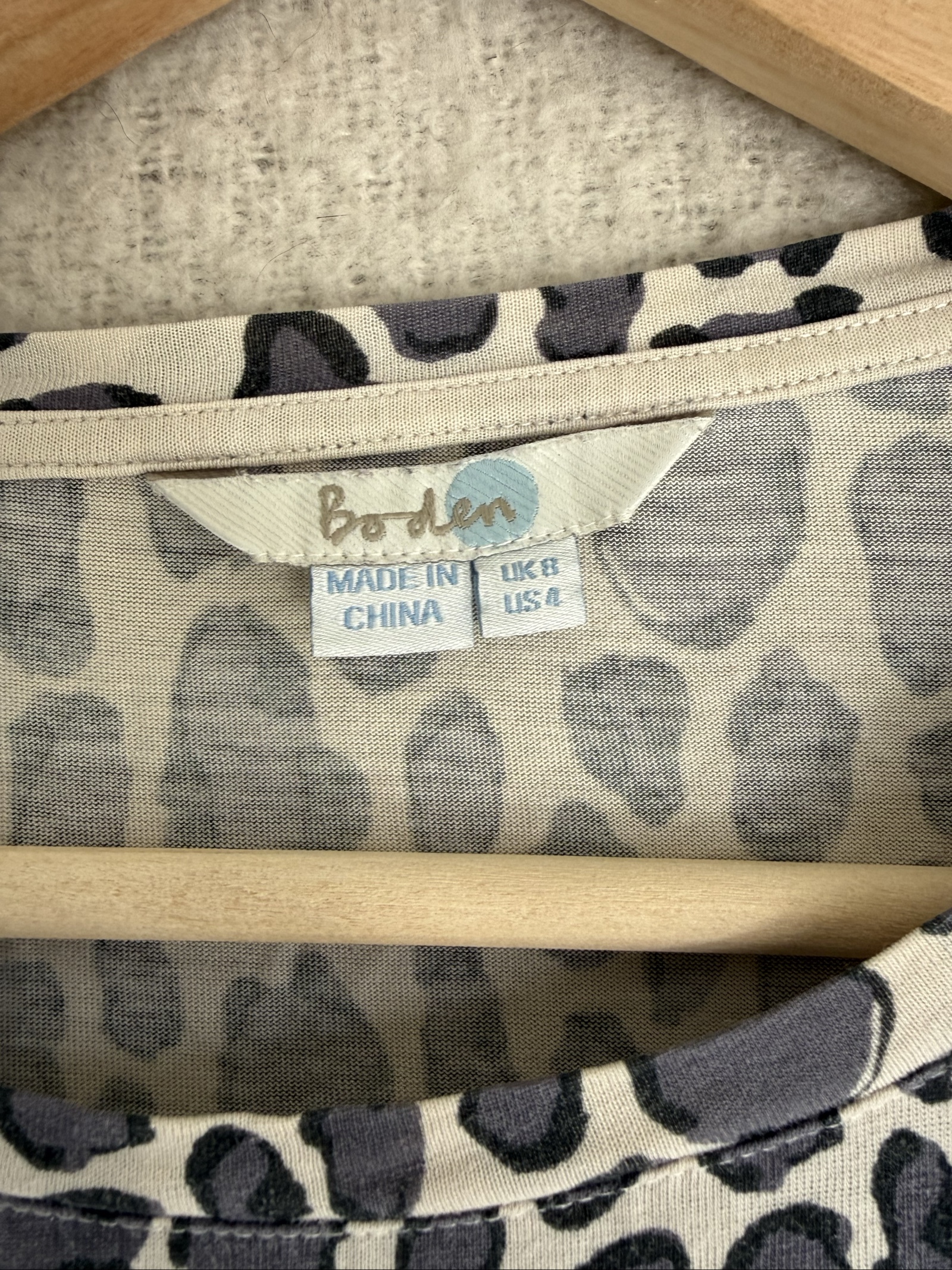 Boden Grey & Black Leopard Print Long Sleeve Top UK 8 Soft Fabric Casual image 3