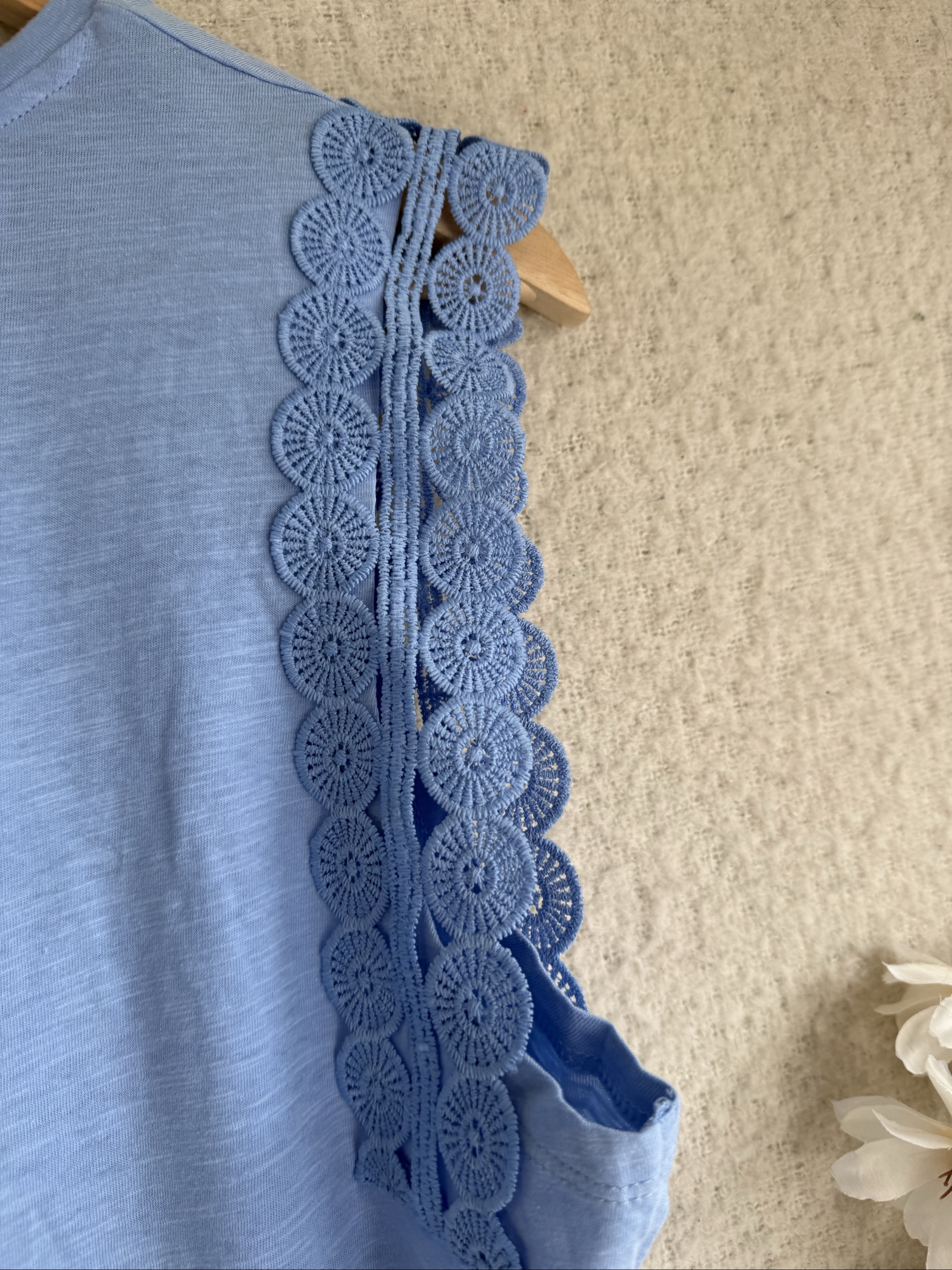 Papaya Blue Cotton Sleeveless Top Size 12 with Lace Trim Summer Casual image 2