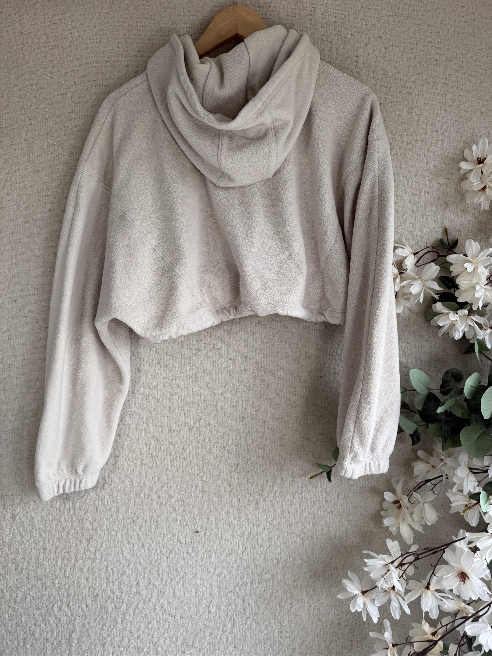 Primark Cream Fleece Hooded Cropped Sweatshirt Medium Soft Cozy Casual image 5