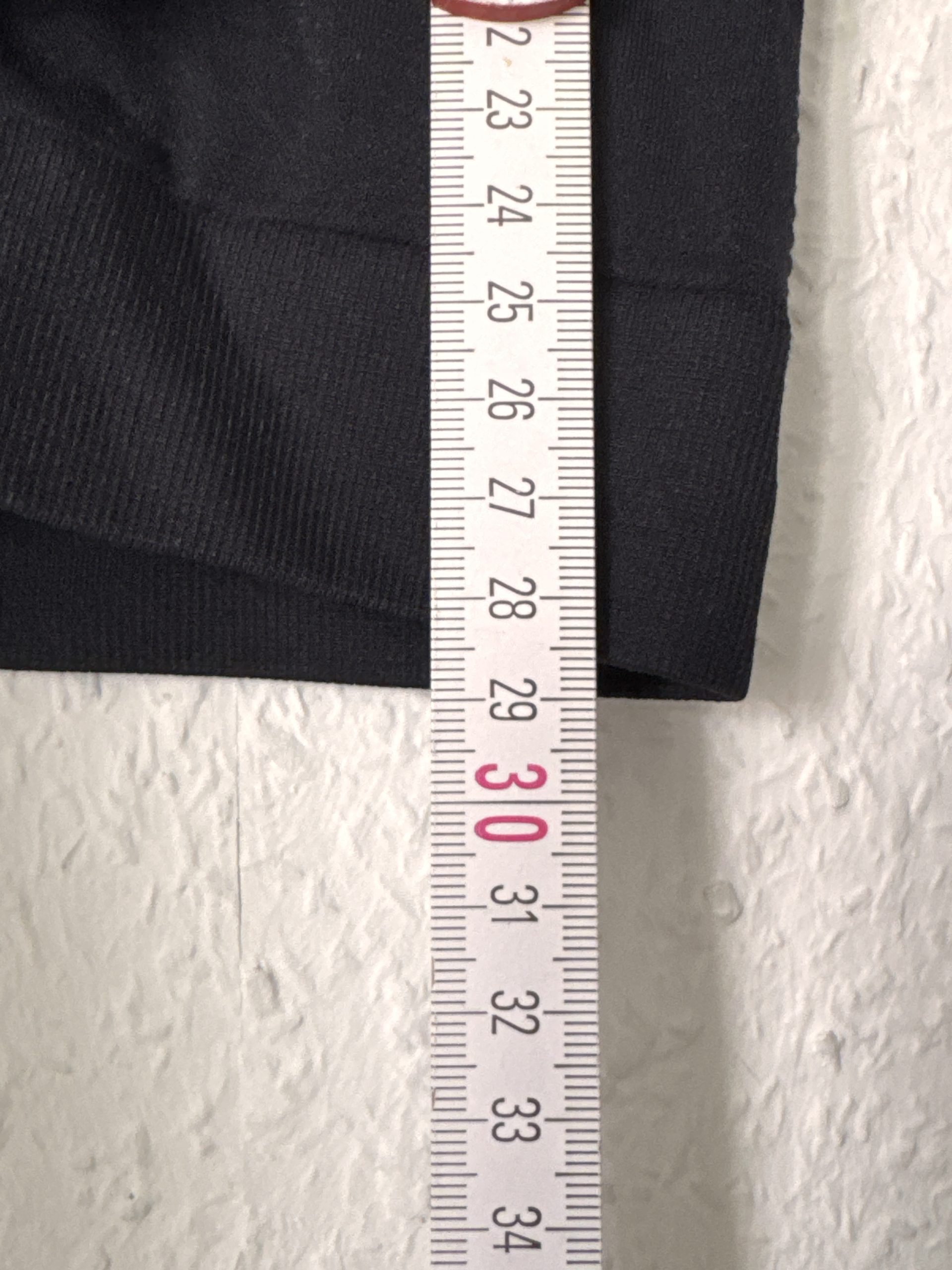 H&M Black Sport Cropped Long Sleeve Top XS 2884 image 7