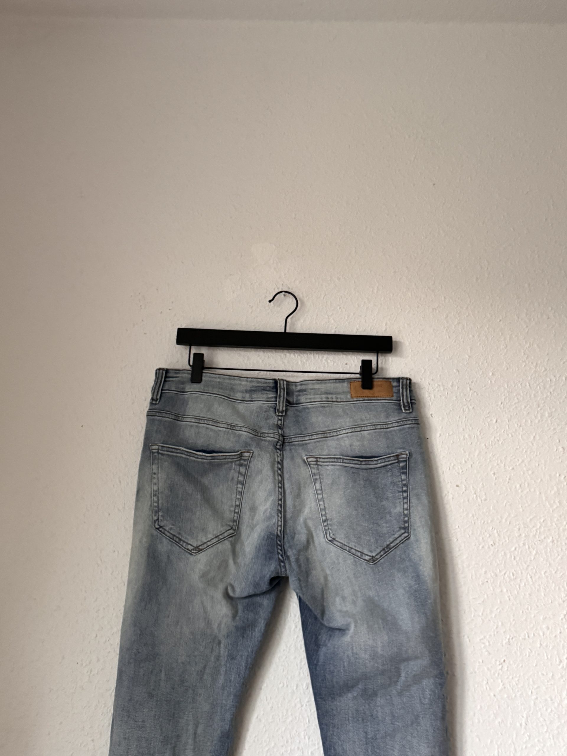 Unbranded Light Blue Distressed Slim Fit Jeans 31 Waist 2889 image 10