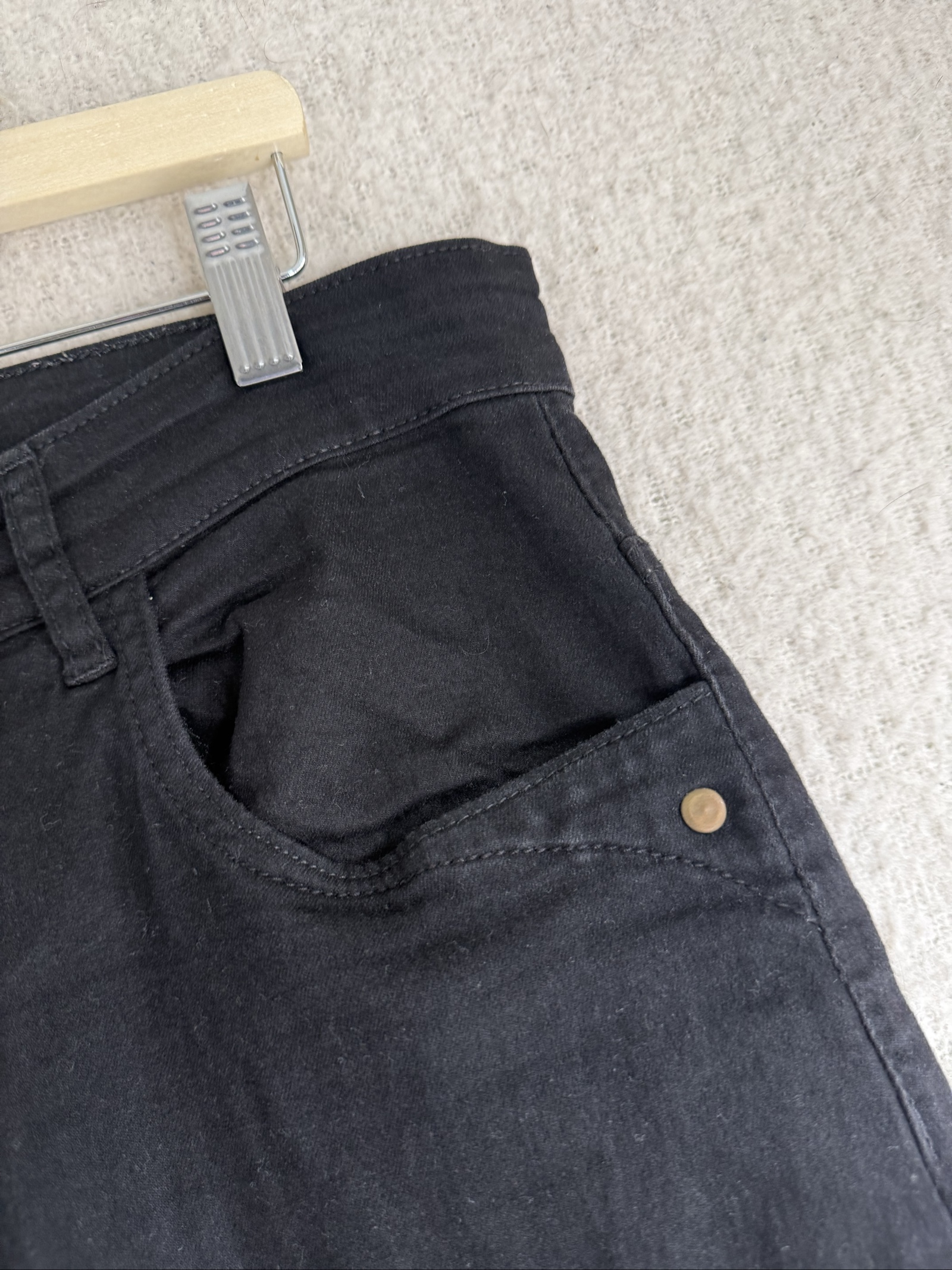 Boohoo Black Skinny Jeans UK 16 Stylish Casual Slim Leg Denim Pants image 2
