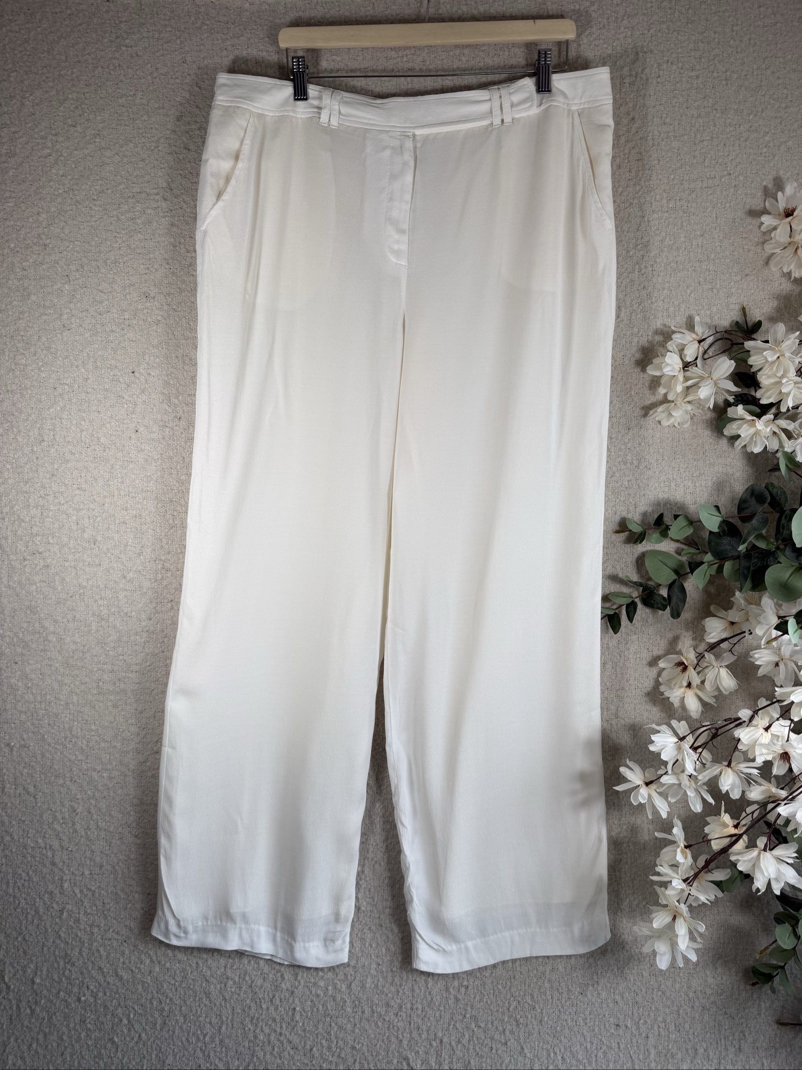 Next White Relaxed Tailoring Wide Leg Viscose Polyester Lined Trousers UK 18R