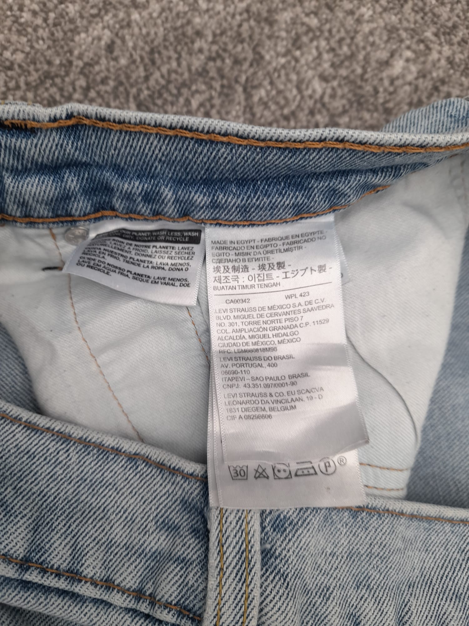 Levi's Light Blue Red Tab Baggy Fit Jeans 34" image 4