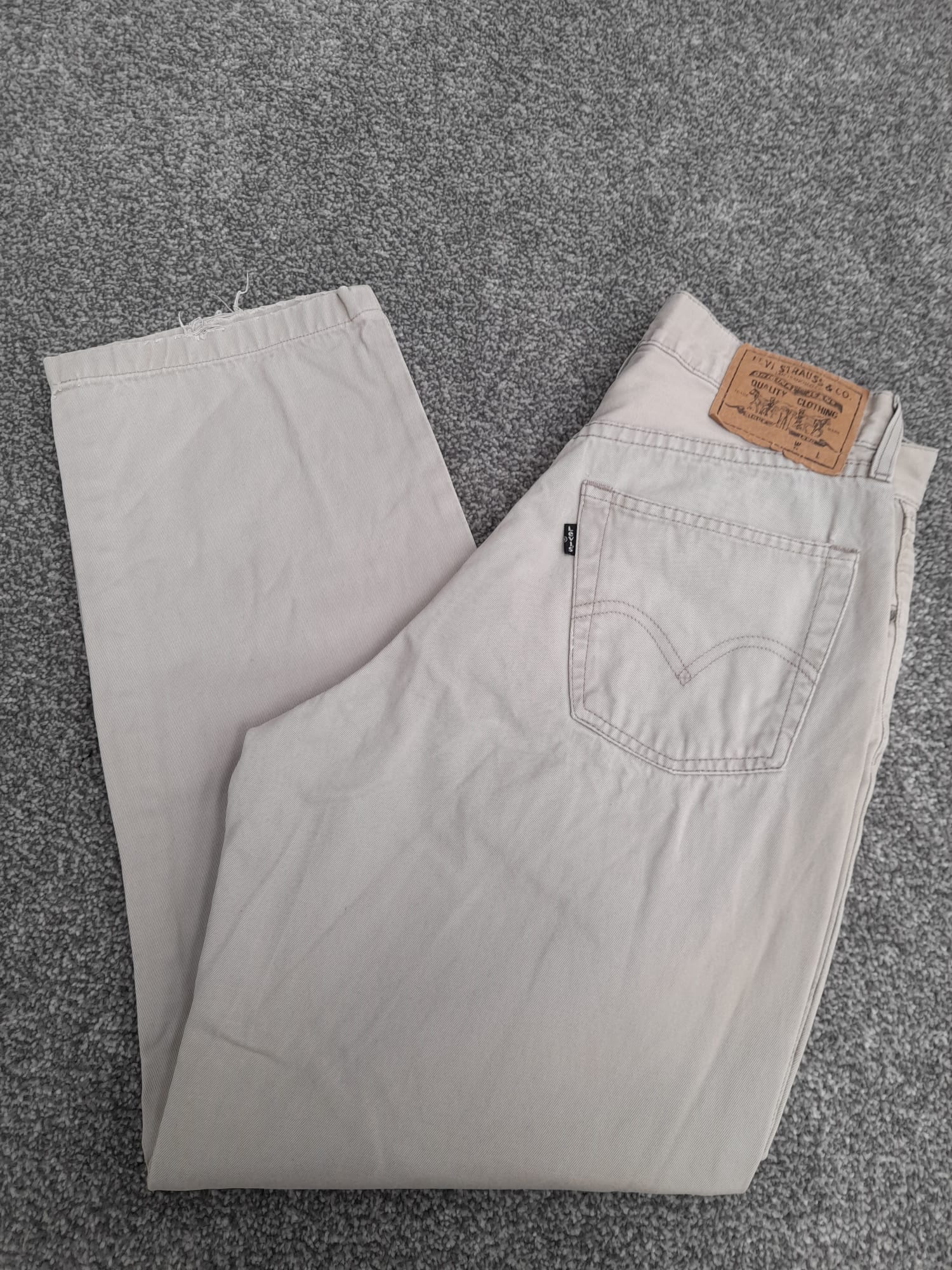 Levi's Beige Denim Black Tab Jeans Waist 28" image 3