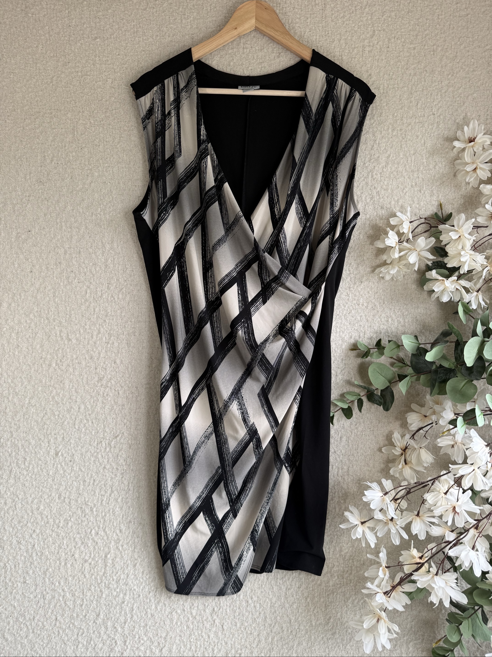 DKNY Black & Grey Patterned Wrap Dress UK XL Elegant Office Wear Stylish
