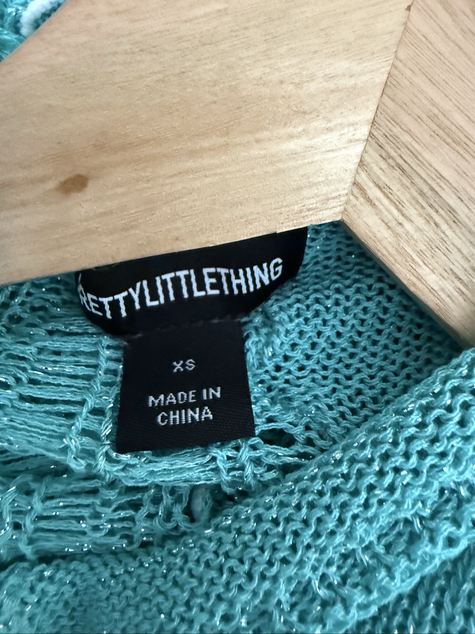 PrettyLittleThing Teal Knit Long Sleeve Crop Top & Skirt Set XS Stylish Chic image 4