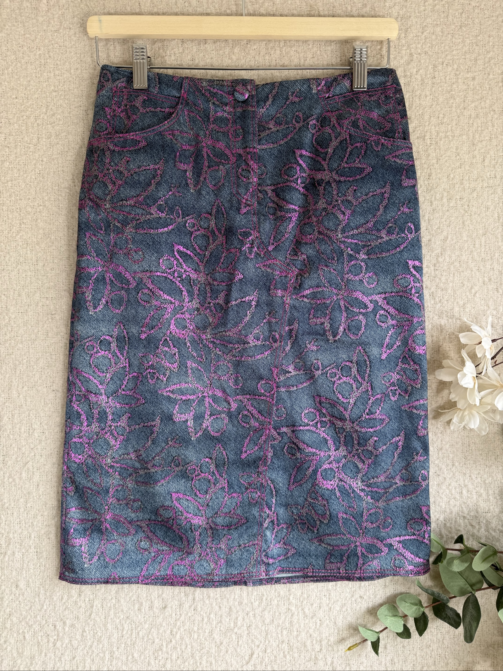 Julien Macdonald Purple Floral Denim Skirt UK 12 Stylish Midi Pencil Skirt