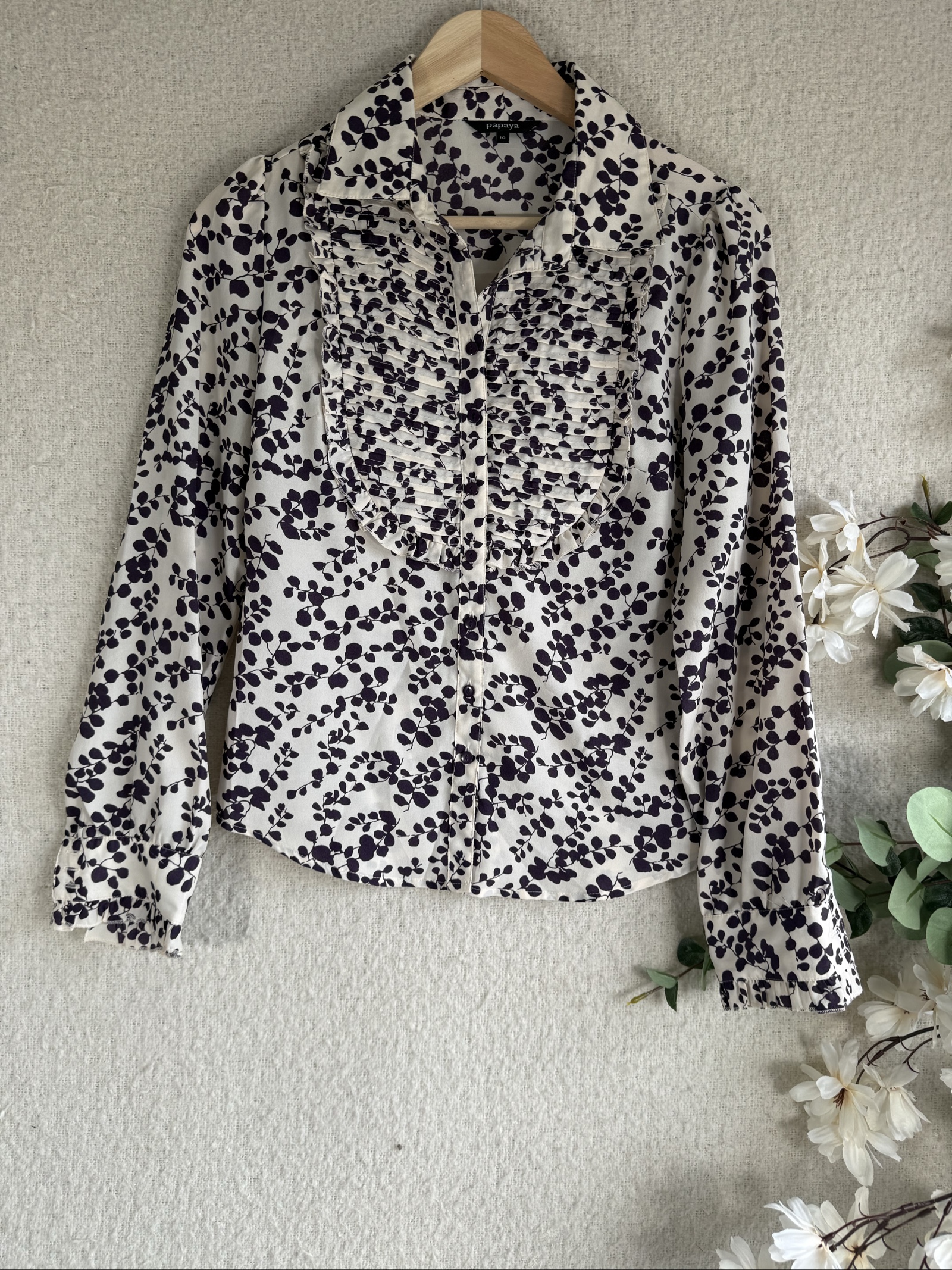 Papaya purple & White Floral Print Ruffled Shirt UK 10 Classic Elegant Top