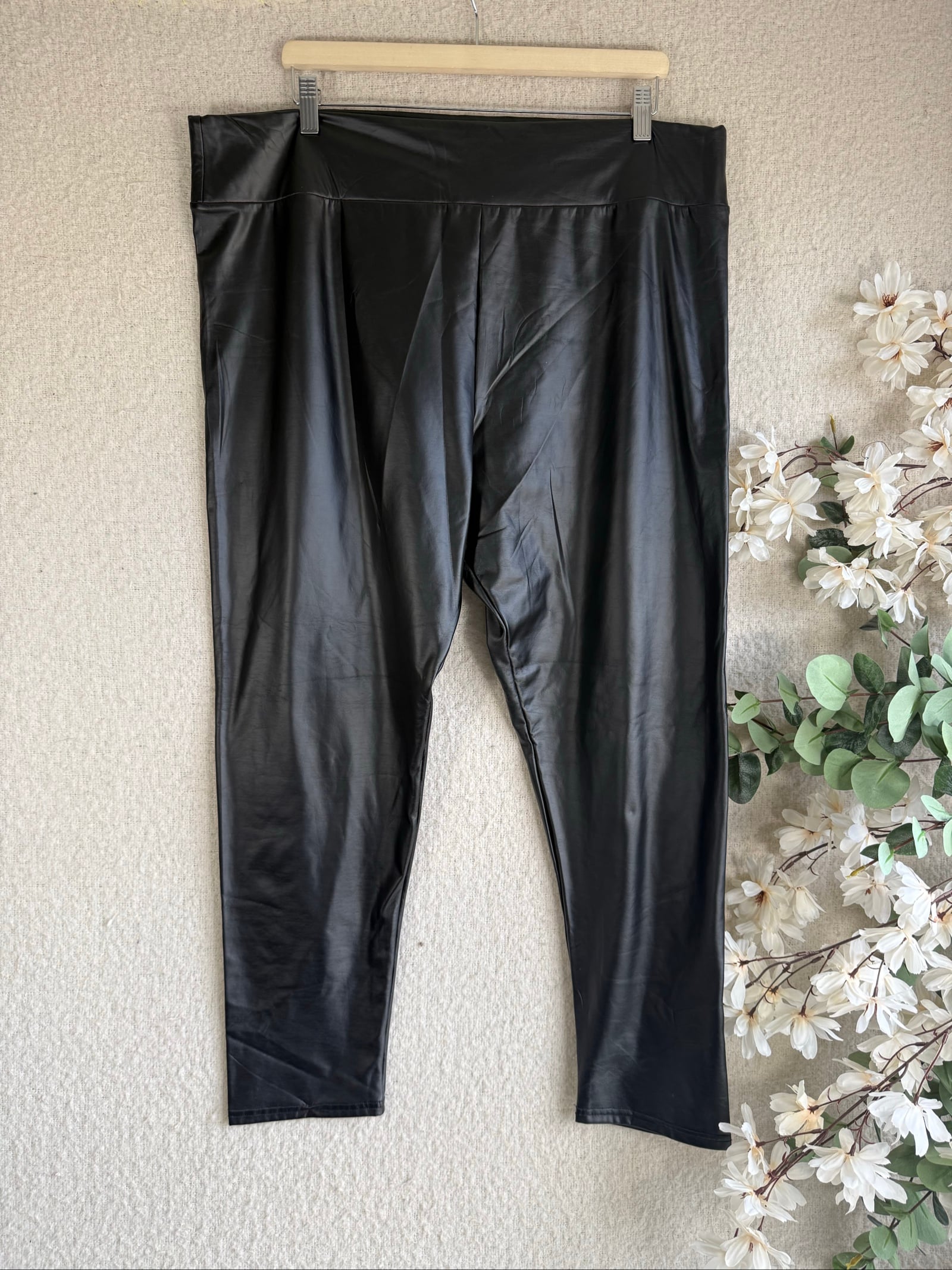 In The Style Black Faux Leather Leggings UK 22 PU & Polyester Stretch Pants