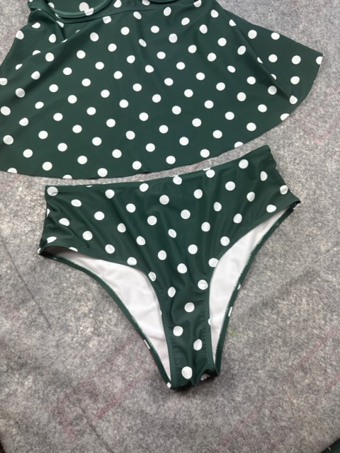 Unbranded Green & White Polka Dot Tankini Set 1XL image 3
