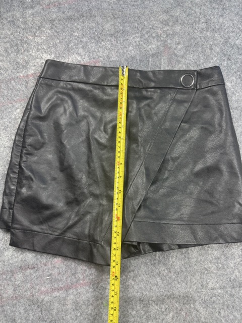 River Island Black Faux Leather Wrap Shorts UK 10 image 10