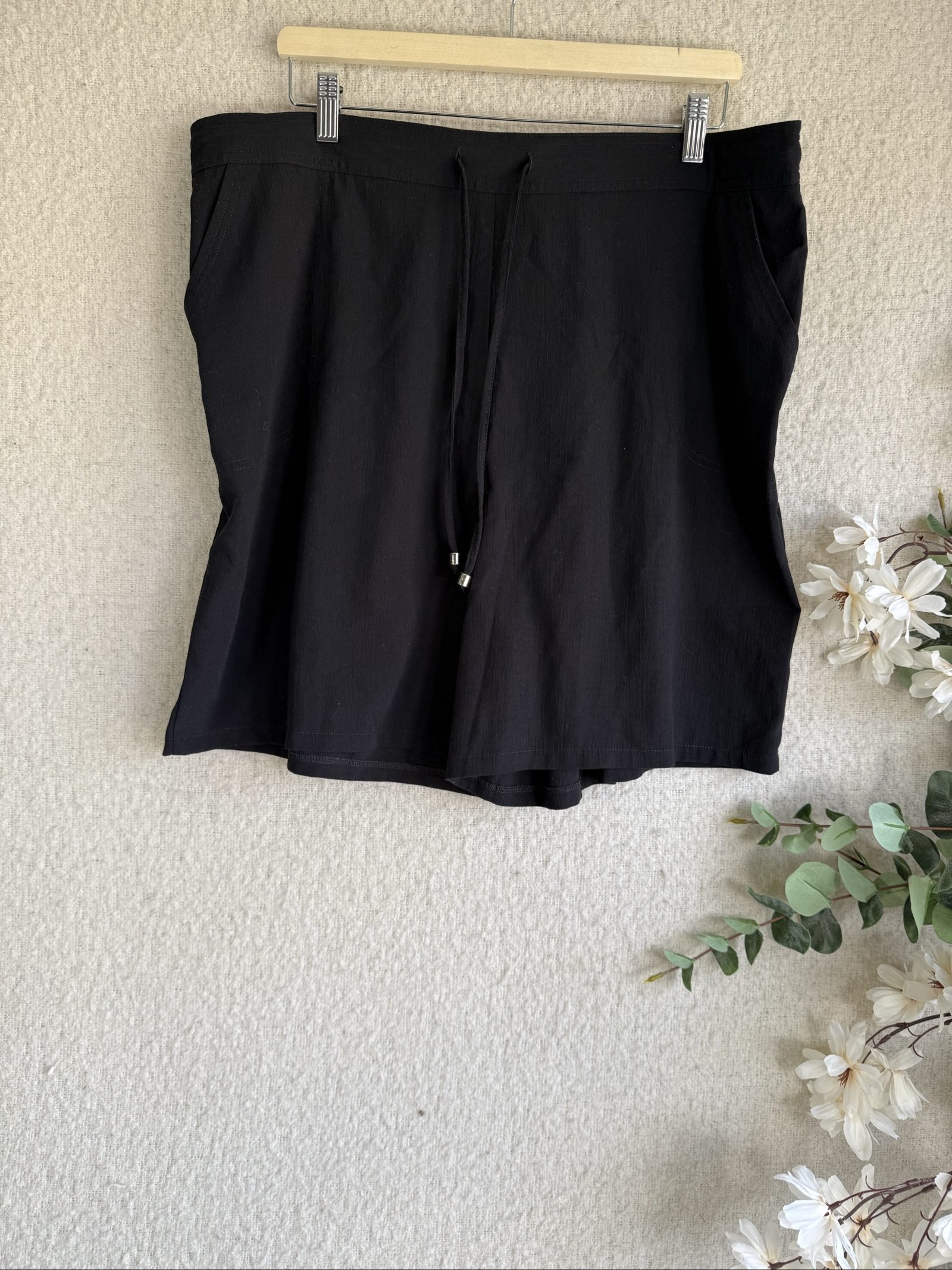 Papaya Black Casual Drawstring Waist Shorts UK 20 Comfortable Plus Size