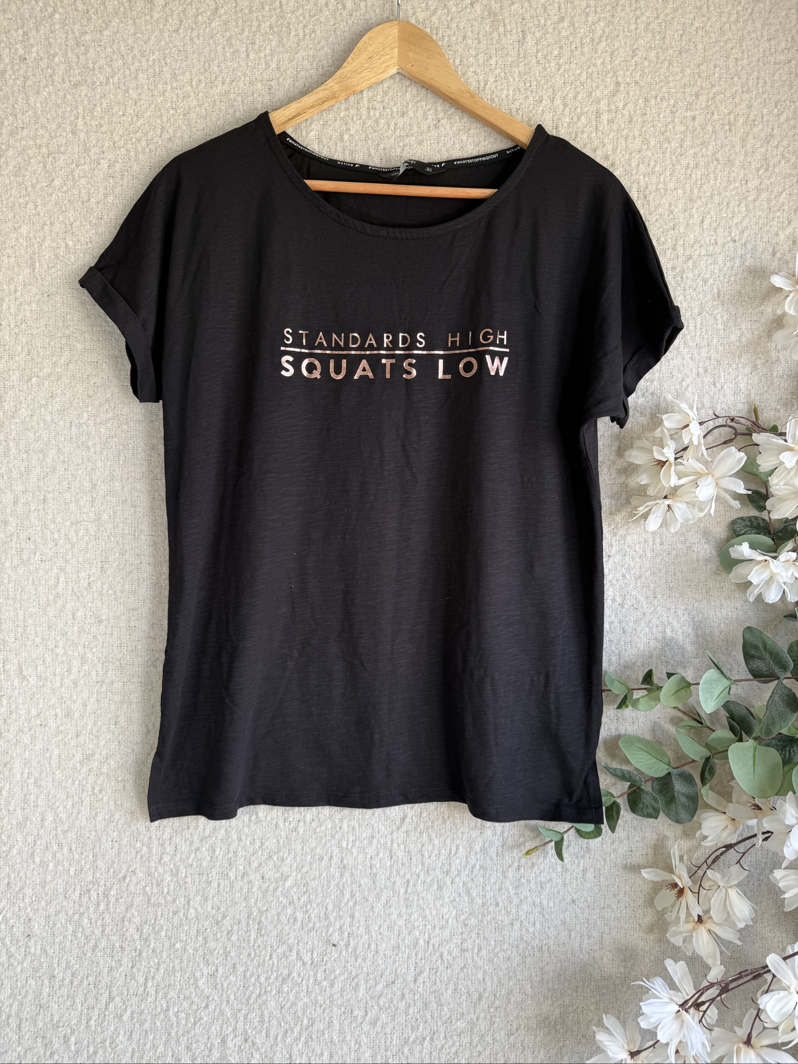 F&F Black Casual T-Shirt UK Medium Standards High Squats Low Print