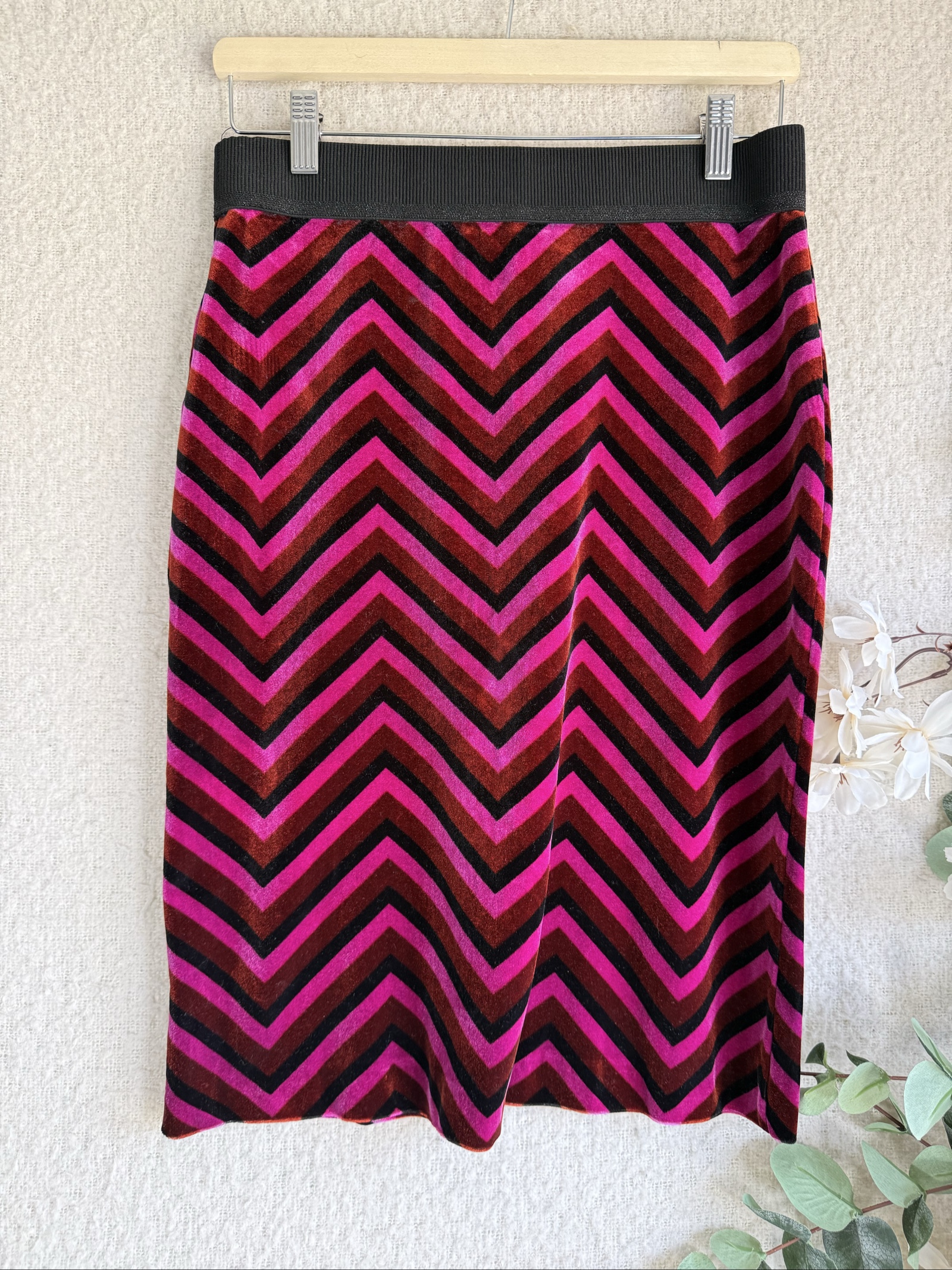 Tu Woman Pink & Brown Chevron Velvet Pencil Skirt UK 12 Classic Stylish image 4