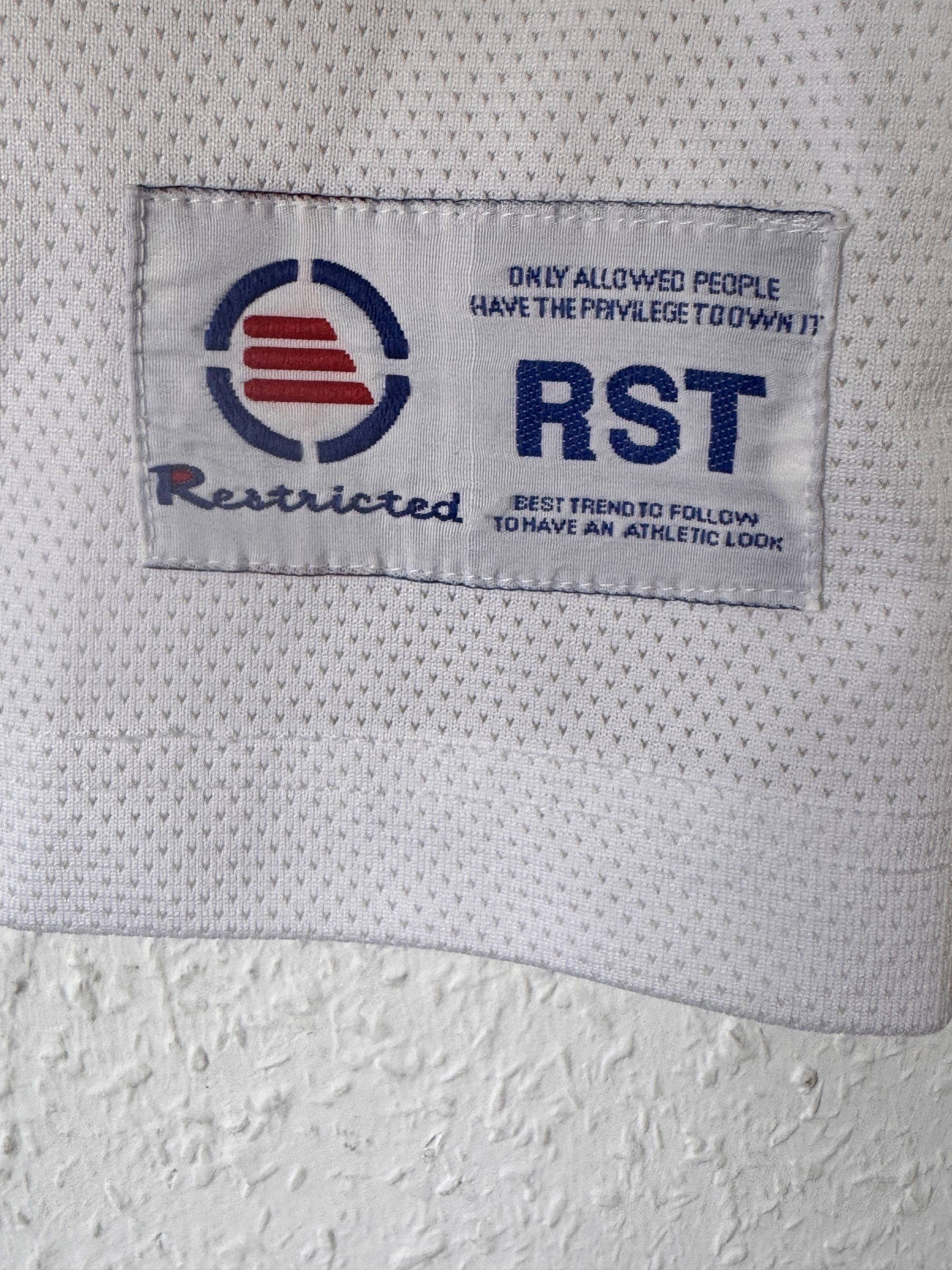 Restricted White & Red Score 63 Basketball Jersey XL 2910 image 3