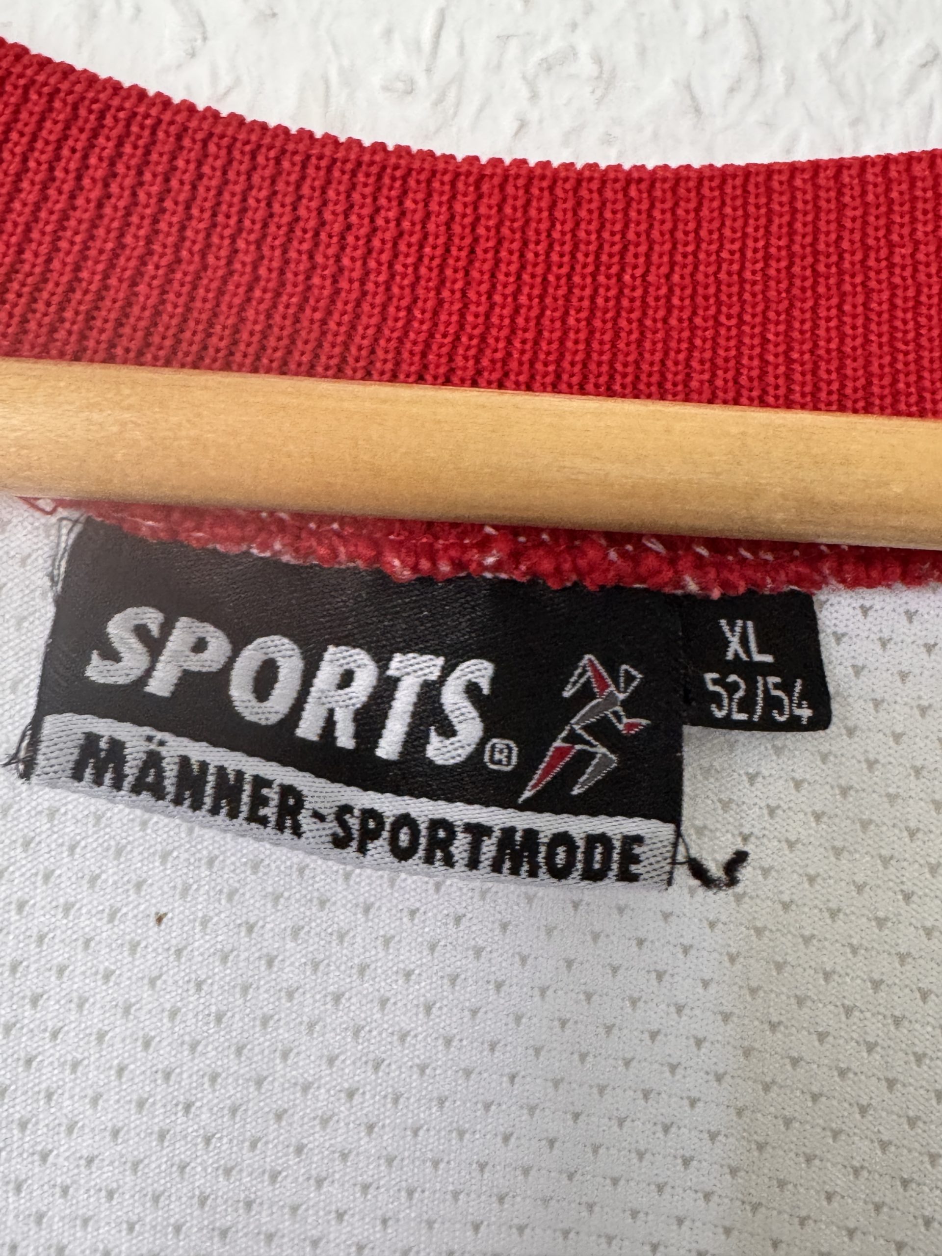 Restricted White & Red Score 63 Basketball Jersey XL 2910 image 5