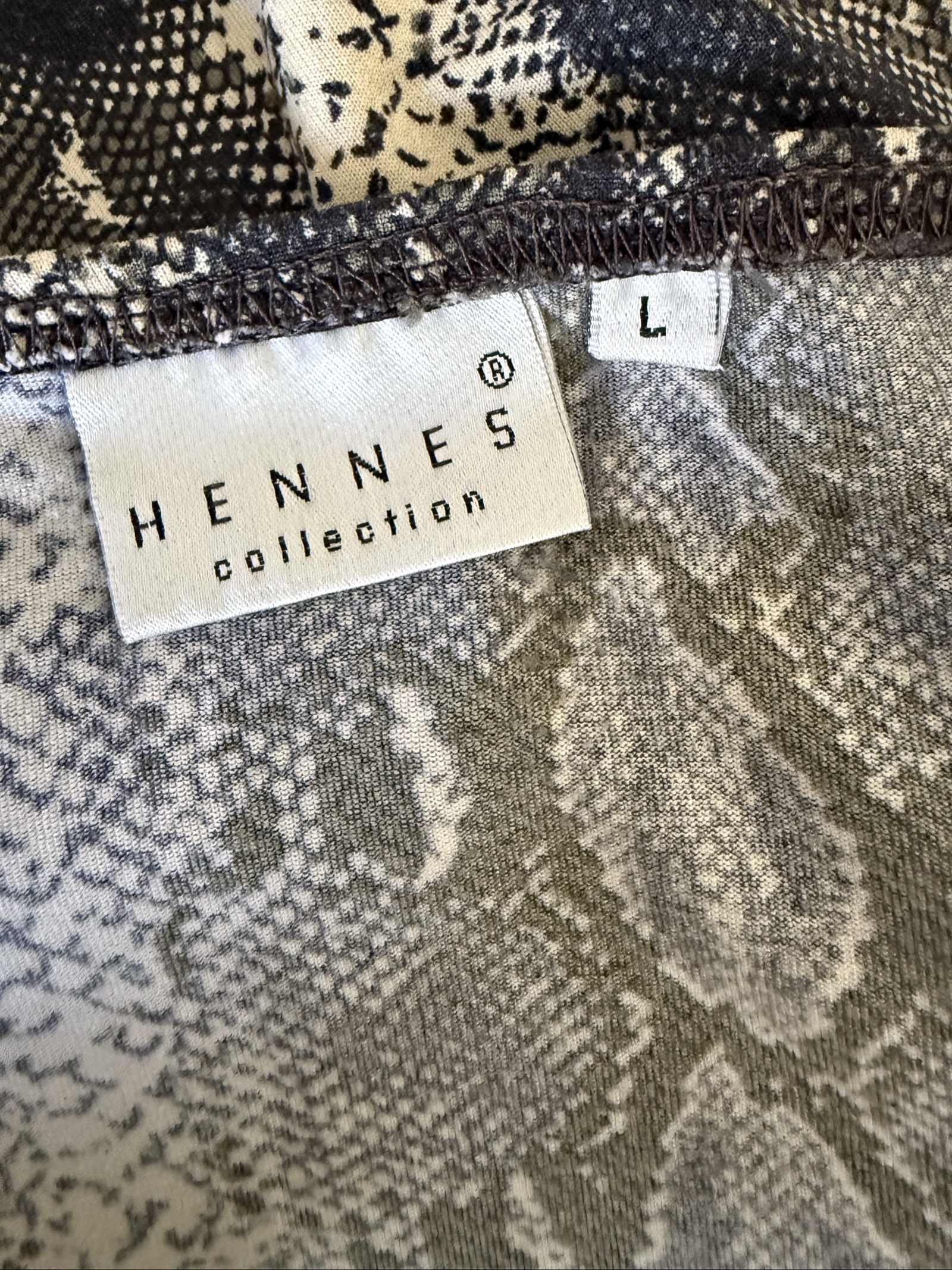 Hennes Collection Black & Beige Snake Print Pencil Skirt Large Elegant Workwear image 3