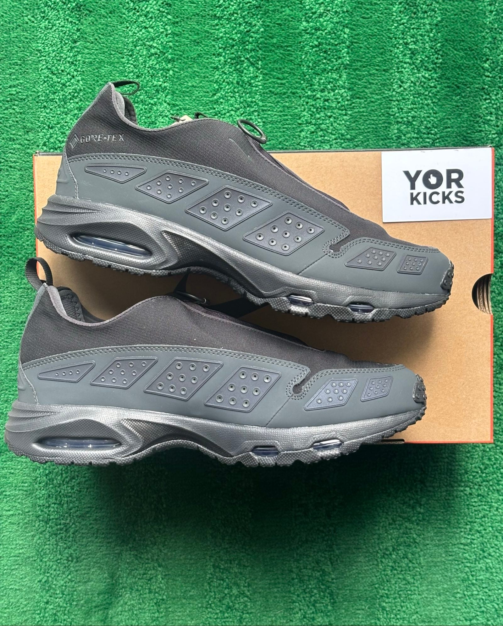 UK 10 Wmns Nike Air Max SNDR Gore-Tex | Black FZ4238-001 image 2