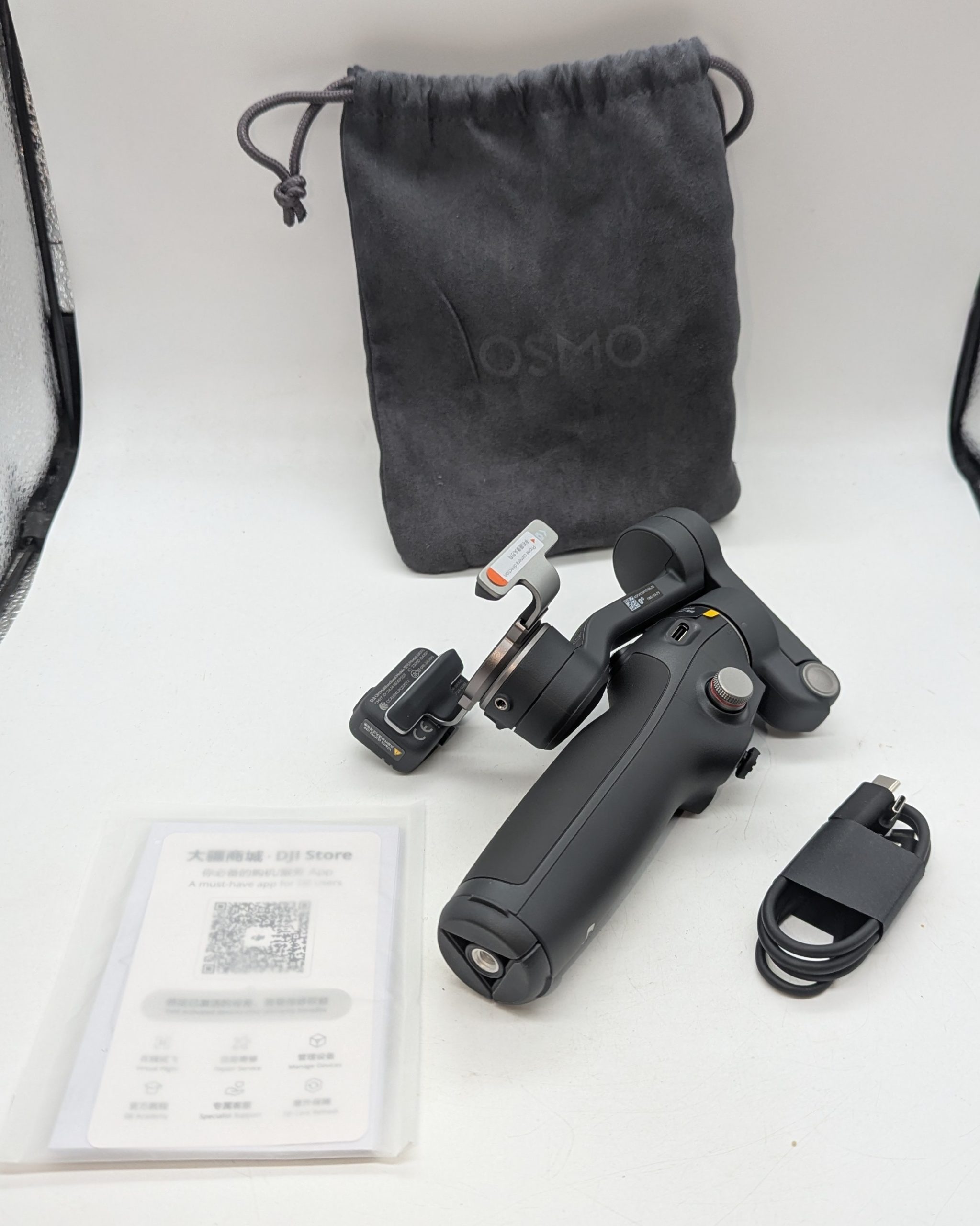 DJI Black Osmo Mobile 8 Smartphone Gimbal Stabilizer with Accessories (A Grade) image 3