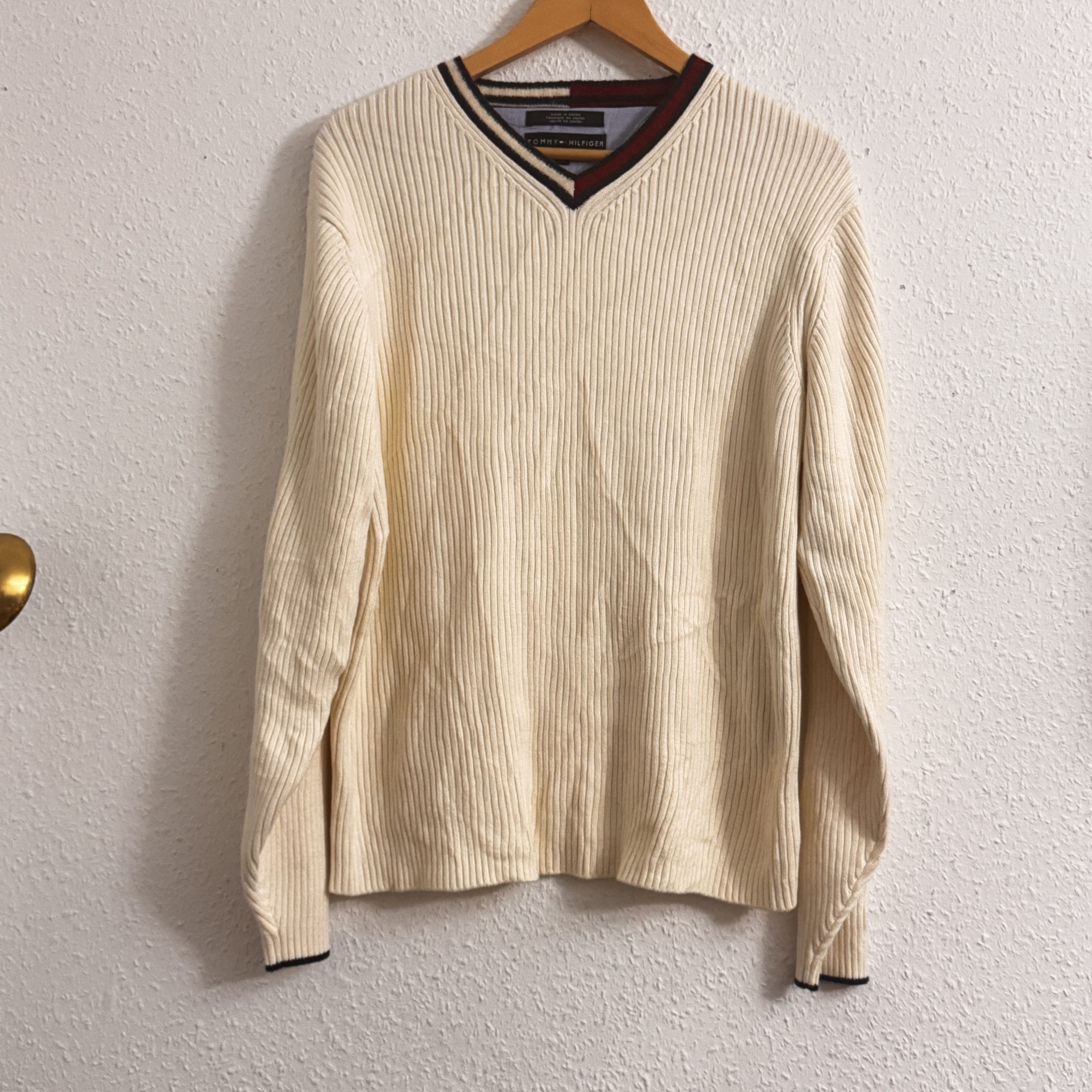 Tommy Hilfiger Cream Ribbed V-Neck Sweater Medium 2714