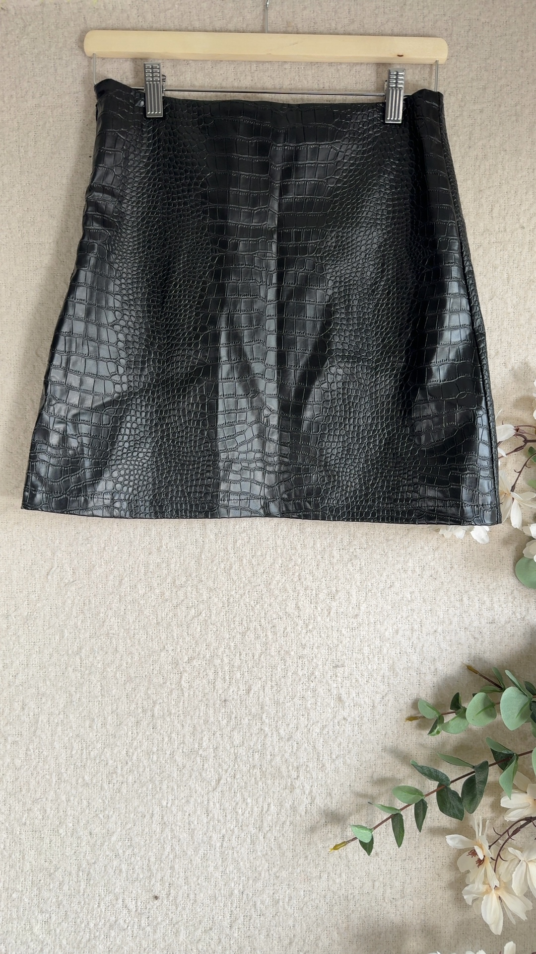 SHEIN Black Faux Croc Mini Skirt UK Medium Stylish High Waist Zip Detail