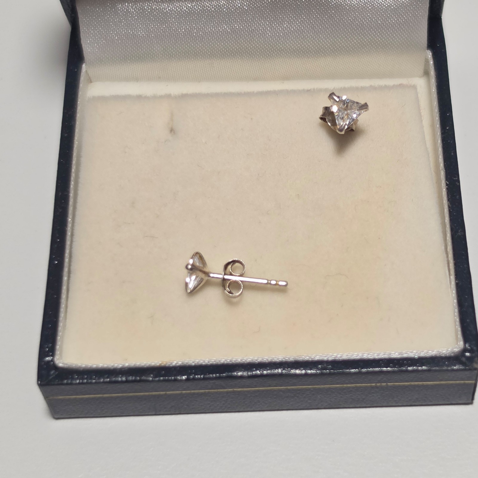 925 sterling Silver Clear Triangle Stud Earrings image 3