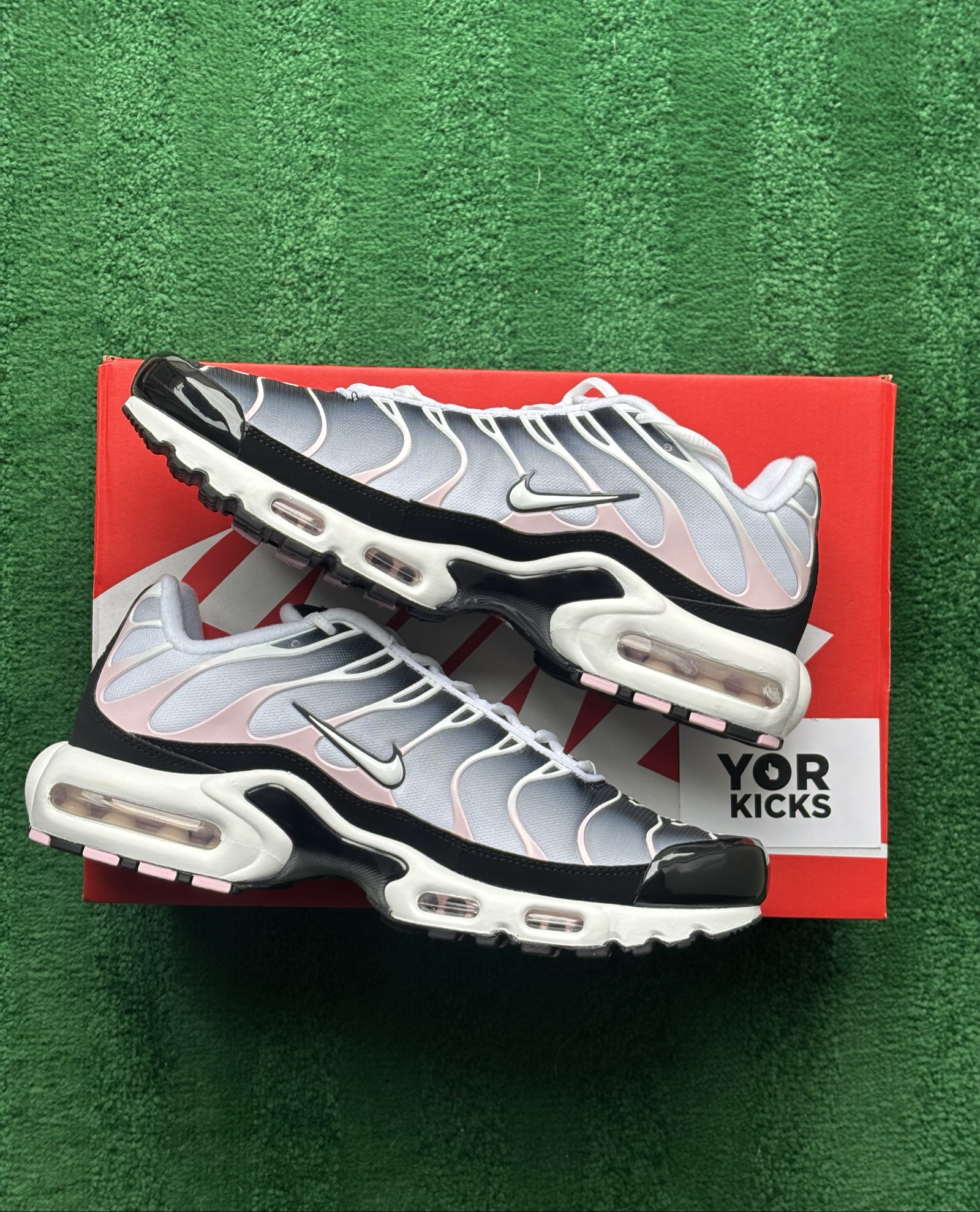 UK 8.5 Nike Air Max Plus | Black Pink Foam IU7540-001 | New image 2