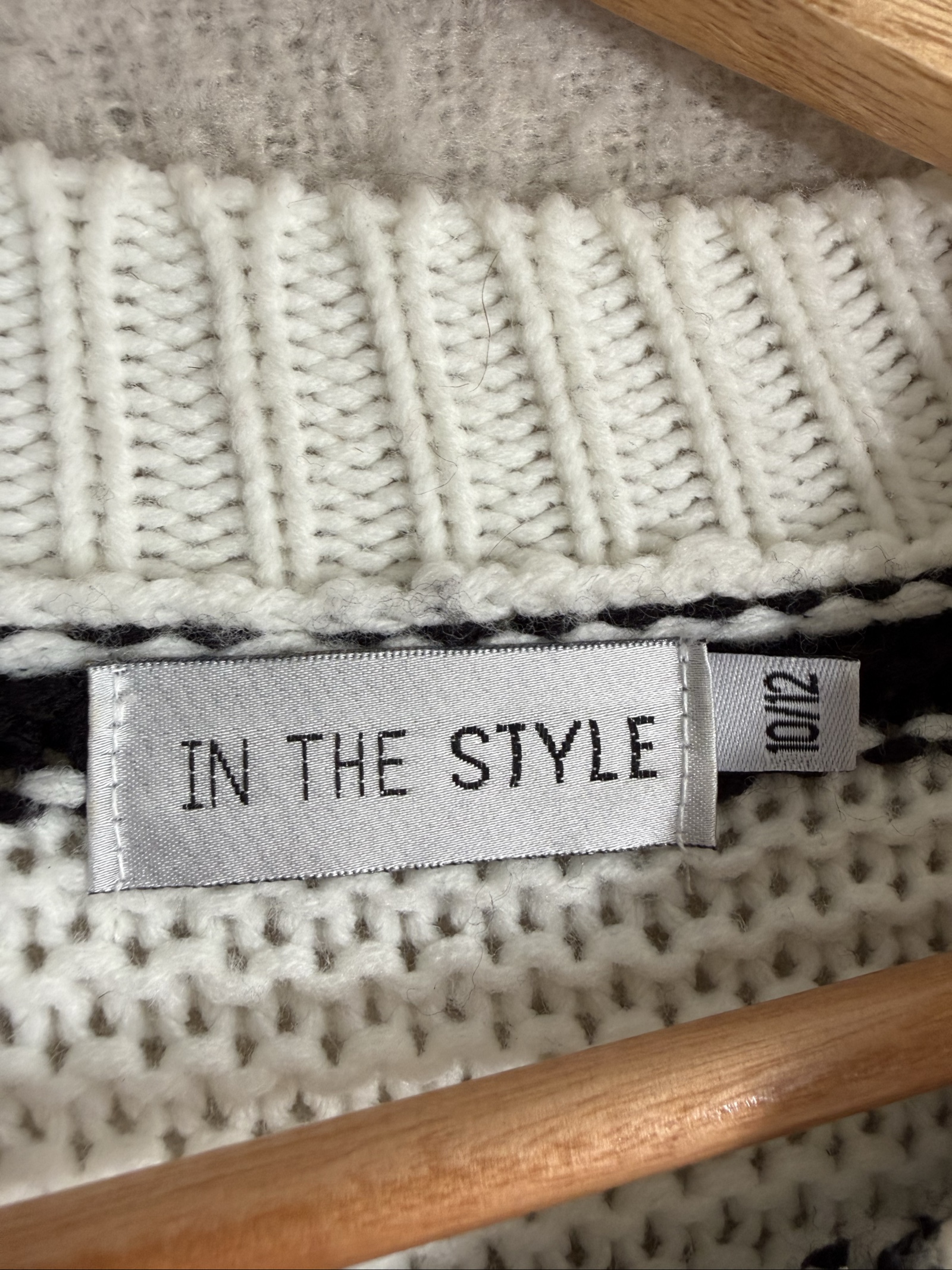 In The Style Black & White Striped Chunky Knit Sweater UK 10/12 Oversized image 3
